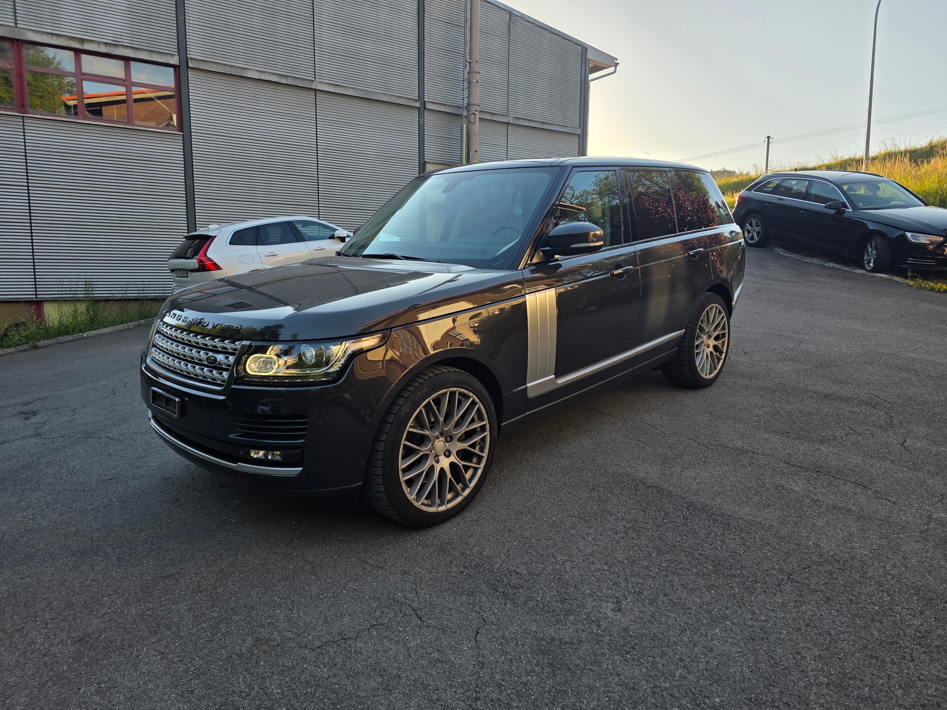 LAND ROVER Range Rover 4.4 SDV8 Vogue Automatic-image-1
