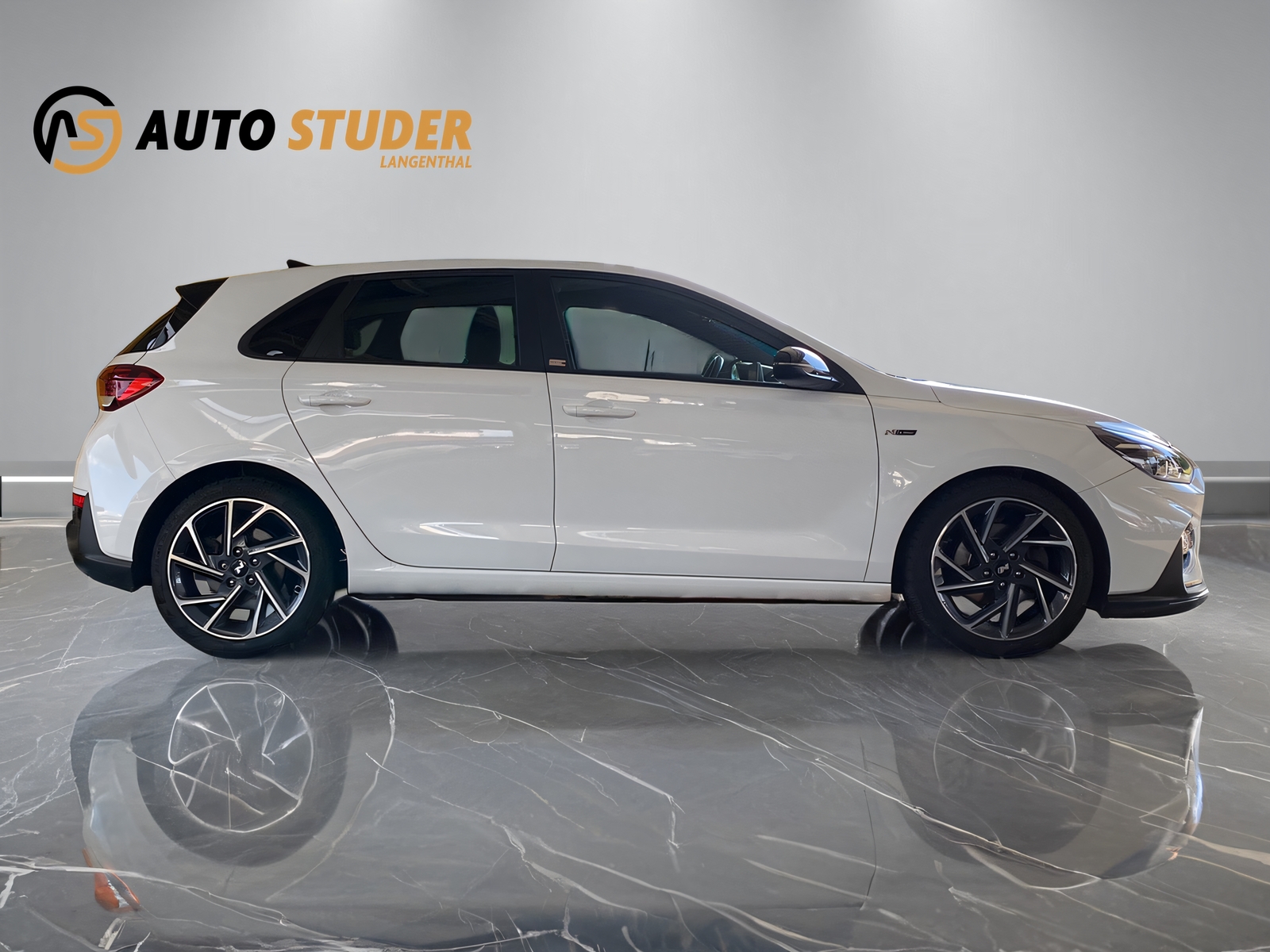 HYUNDAI i30 1.5 T-GDi N-Line-showroom-element-3