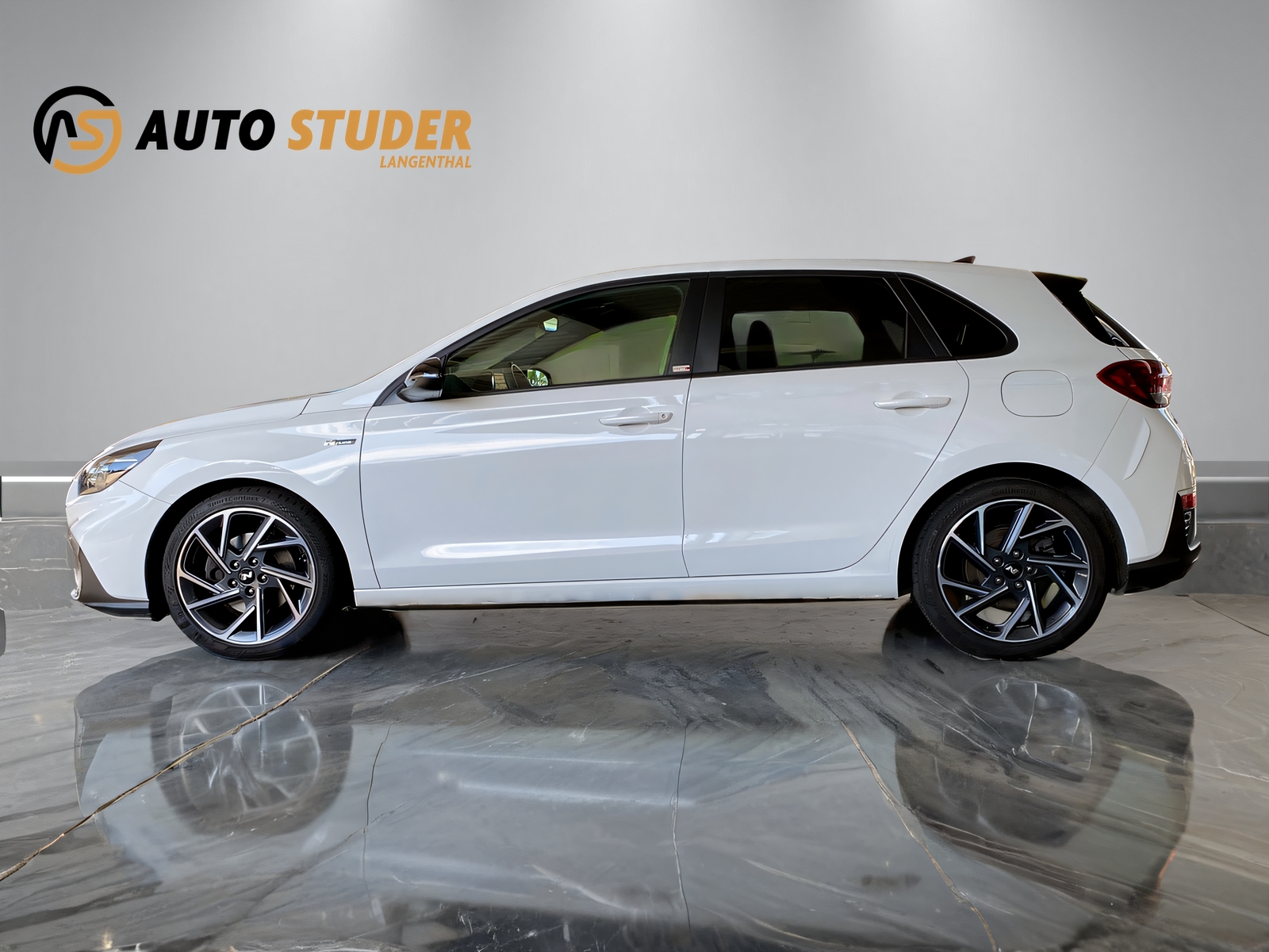 HYUNDAI i30 1.5 T-GDi N-Line-image-8