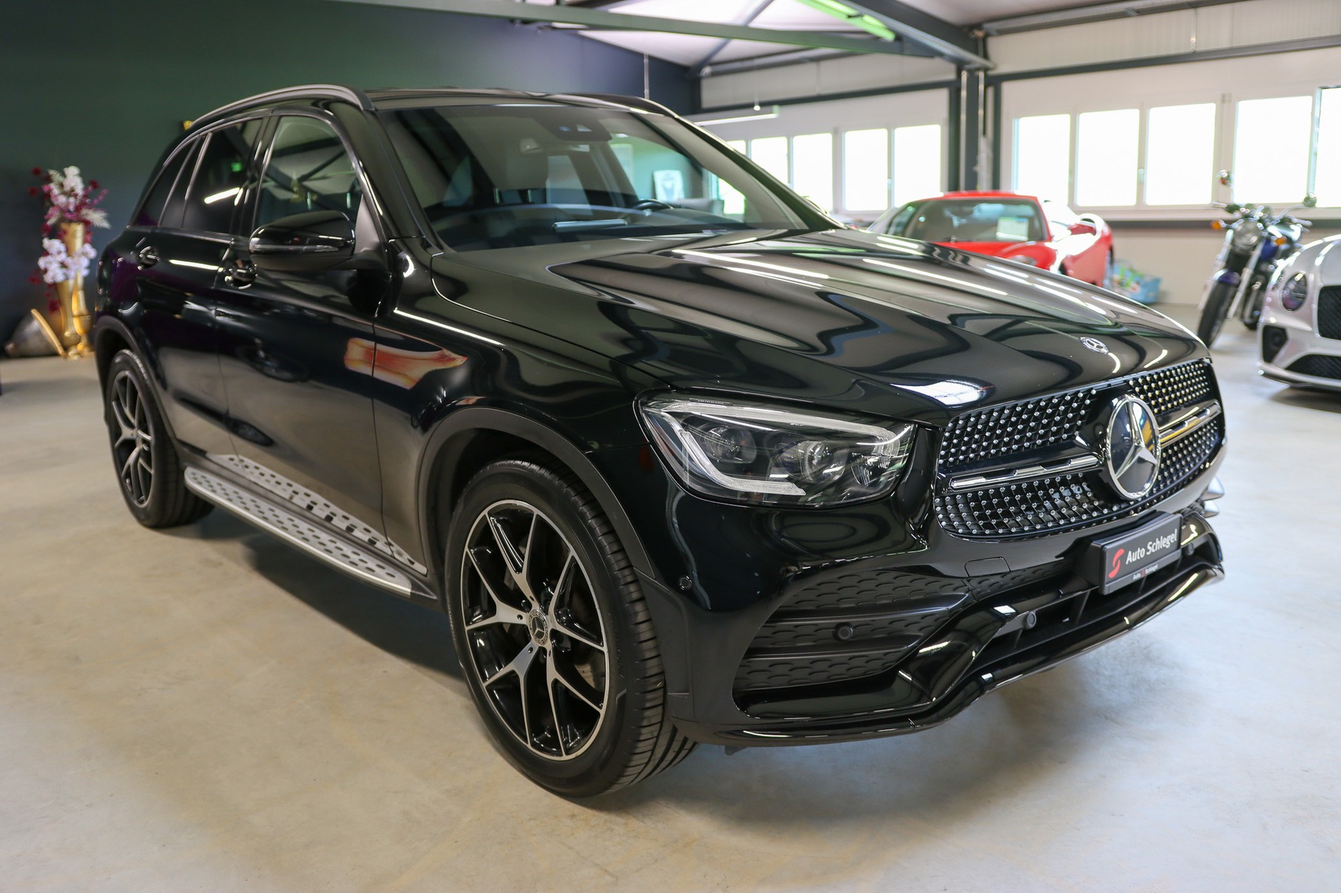 MERCEDES-BENZ GLC 220 d AMG Line 4Matic 9G-Tronic-image-6