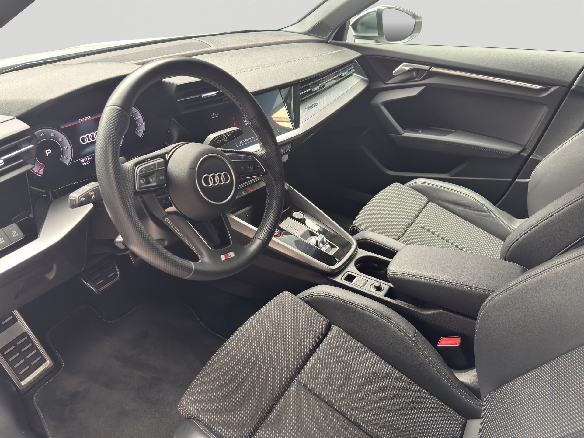 AUDI S3 Sportback 2.0 TFSI quattro S-tronic-image-6