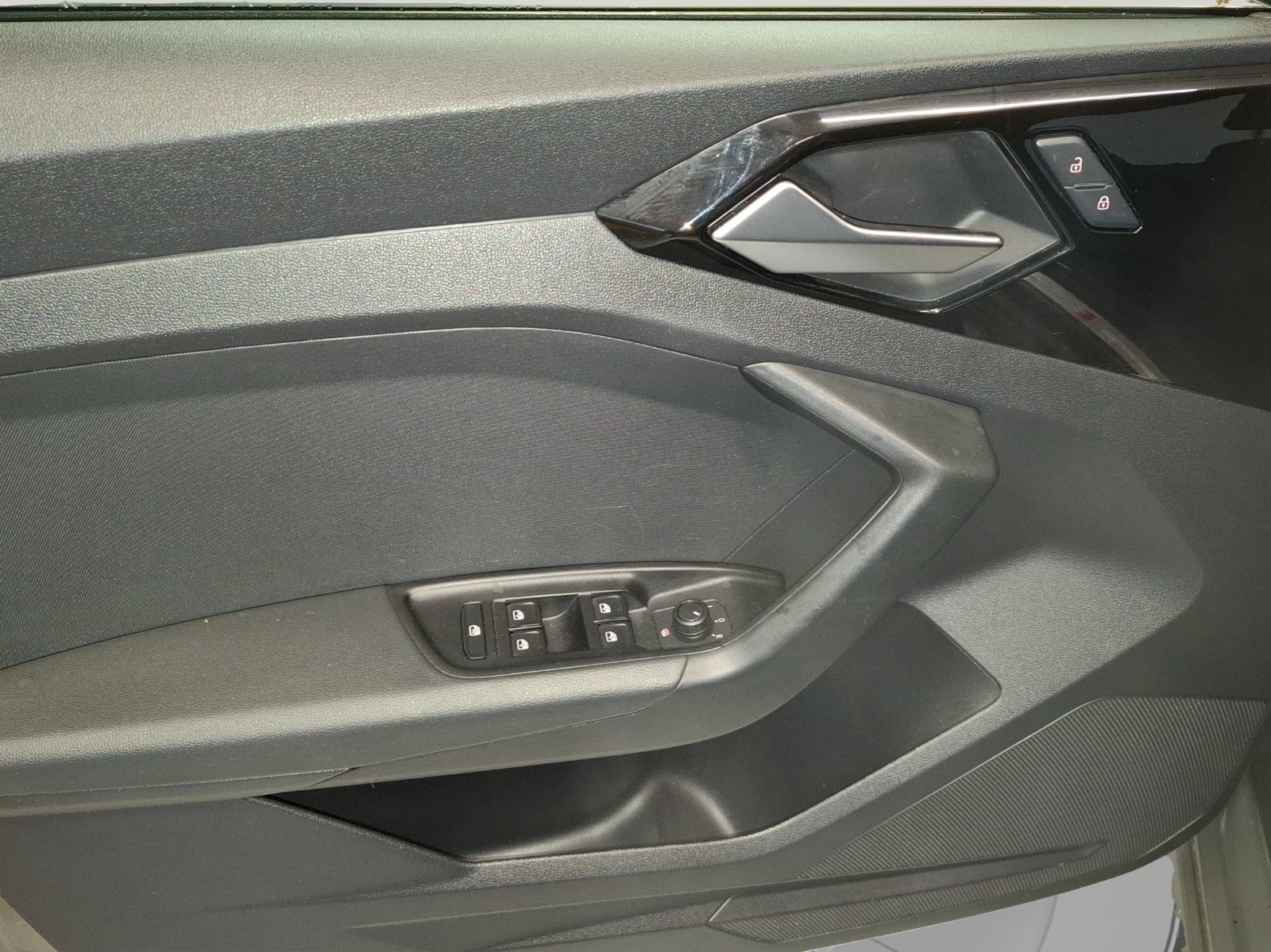 AUDI A1 Sportback 30 TFSI S Line // 8-fach Aluminiumbereift-image-14