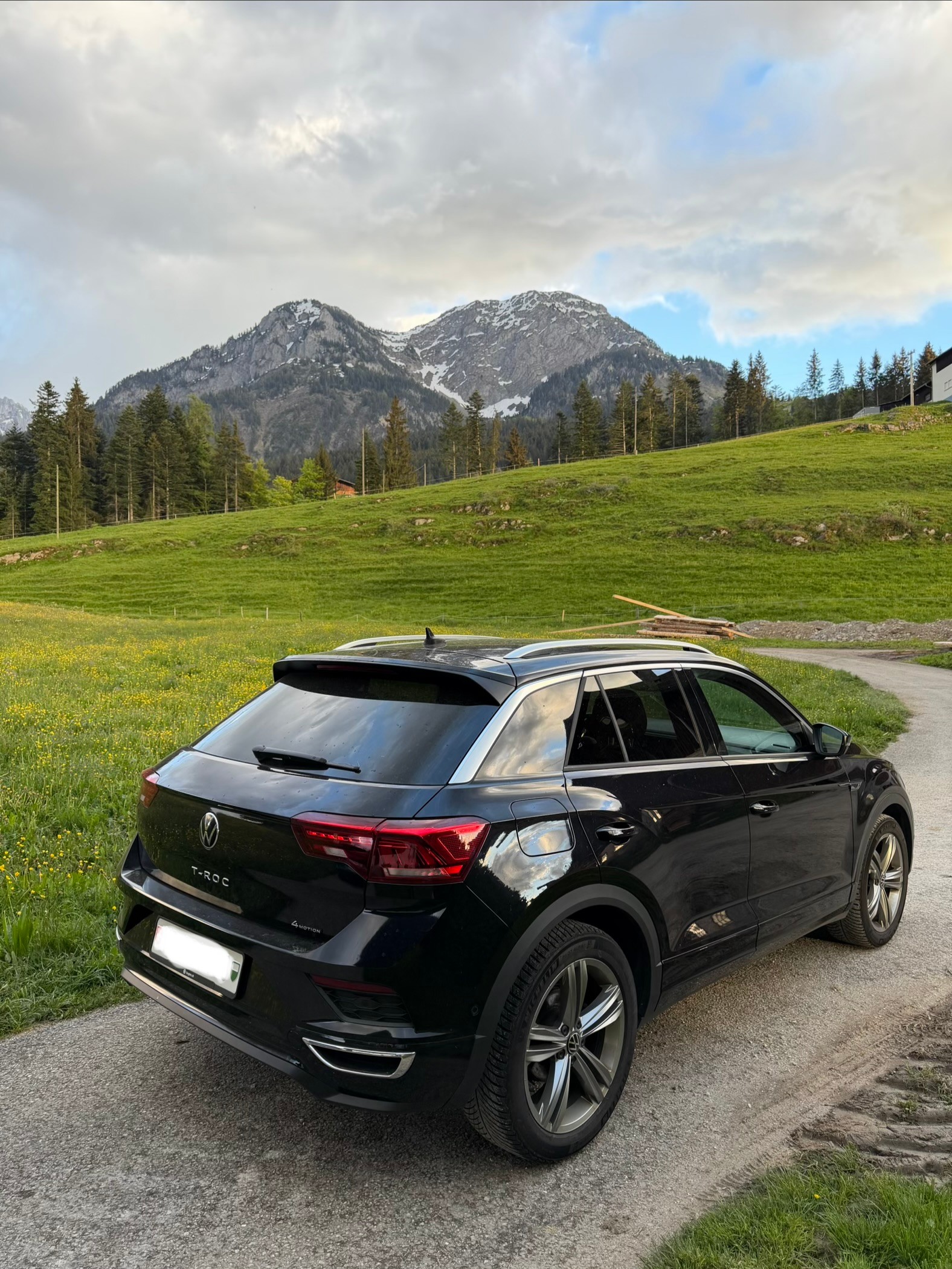 VW 2.0 TSI Sport DSG 4motion-image-1