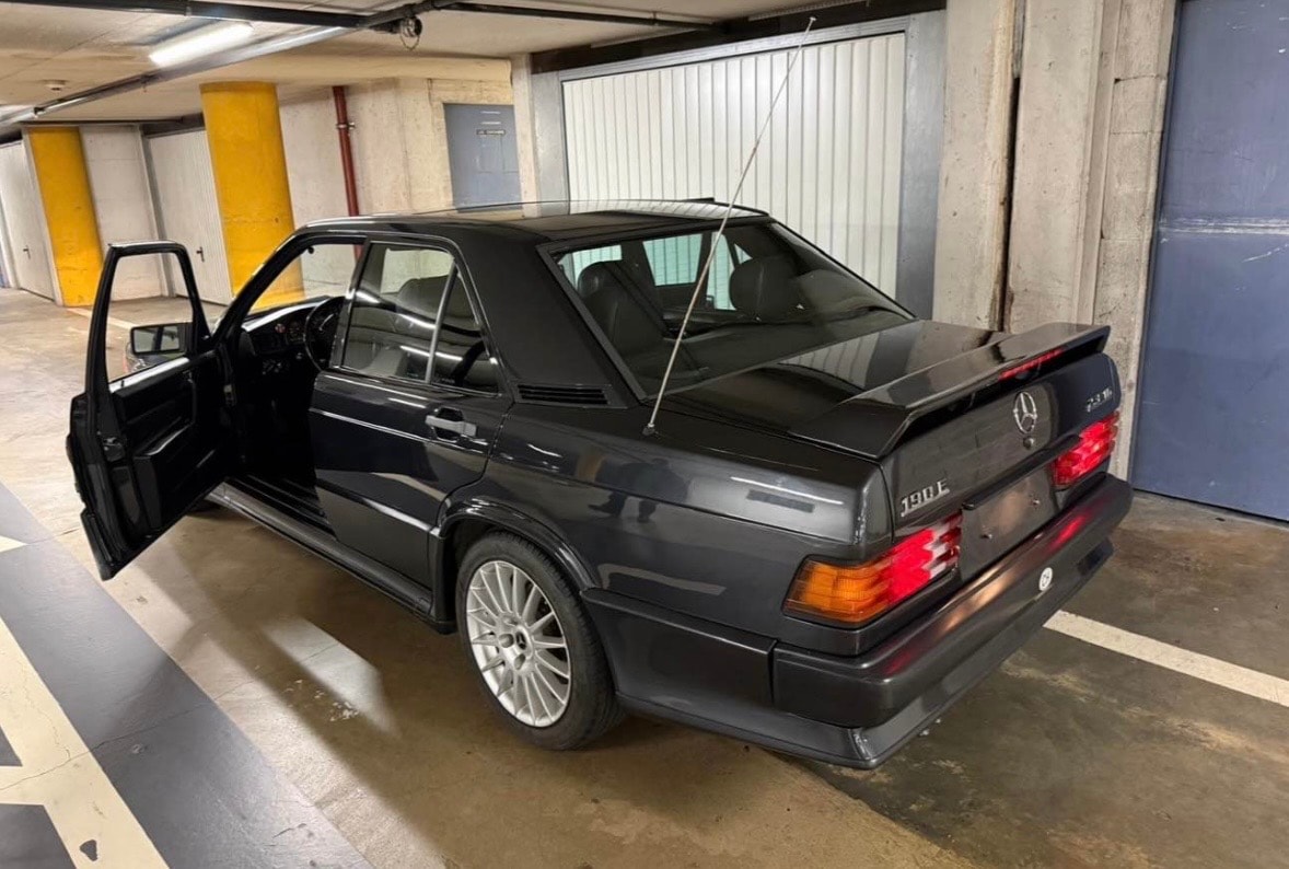 MERCEDES-BENZ 190 E 2.3-16-image-2