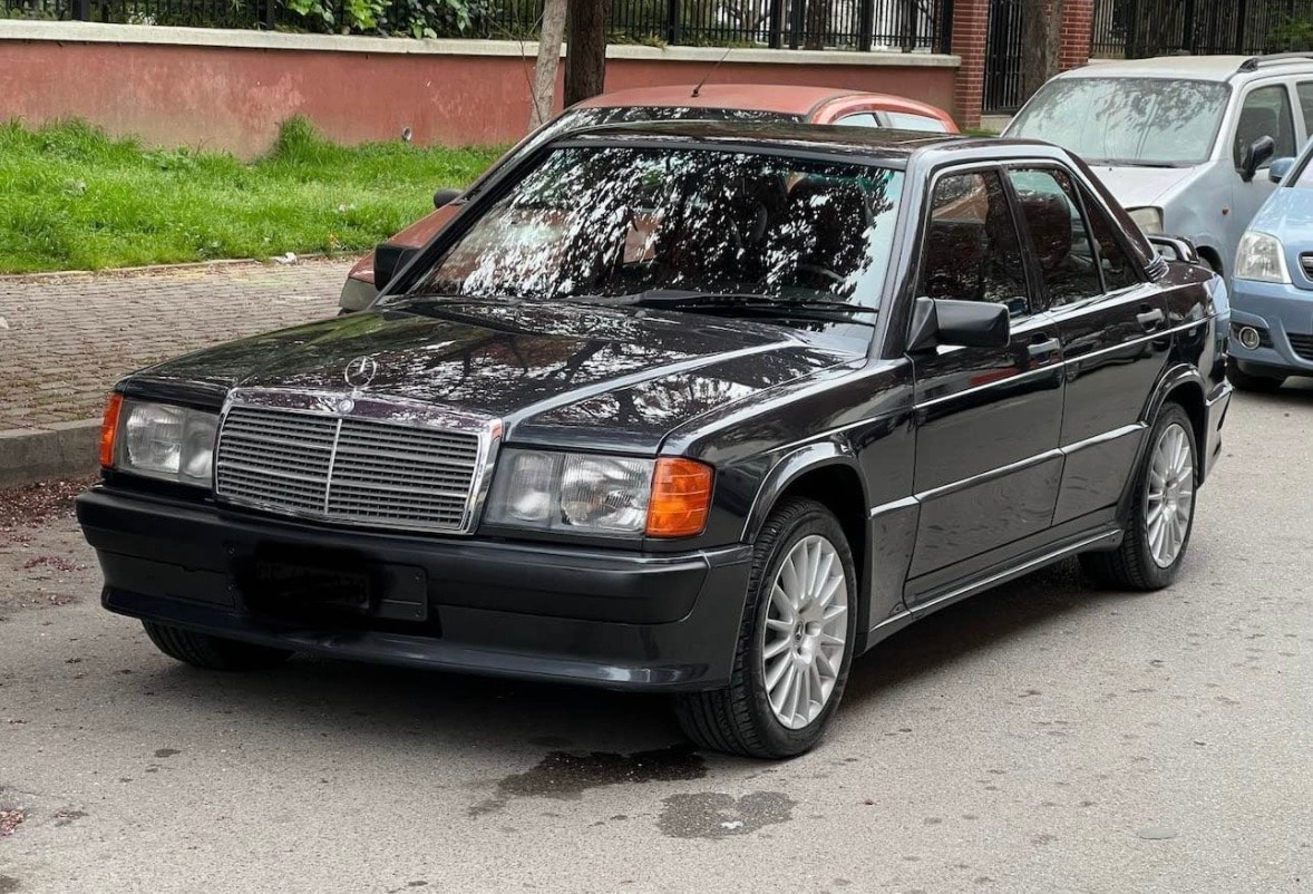 MERCEDES-BENZ 190 E 2.3-16