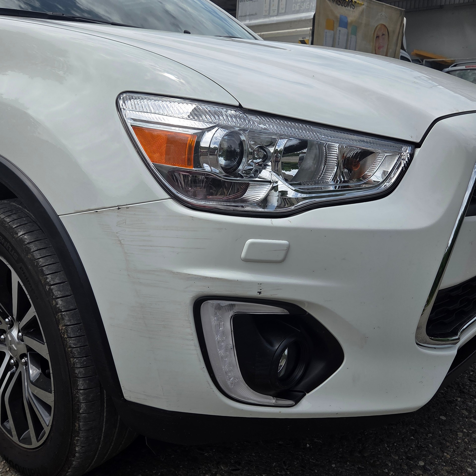 MITSUBISHI ASX 2.2 DID Celebration 300K 4WD Automatic-image-5