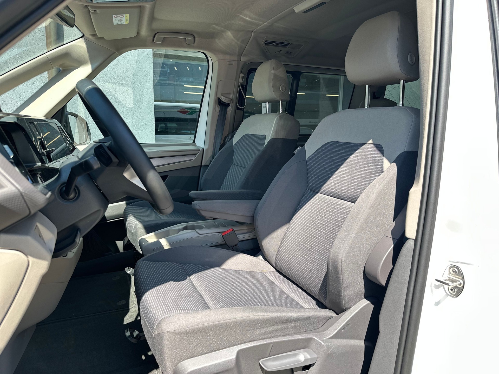 VW Multivan 1.5 eHybrid Style 4Motion DSG-image-4