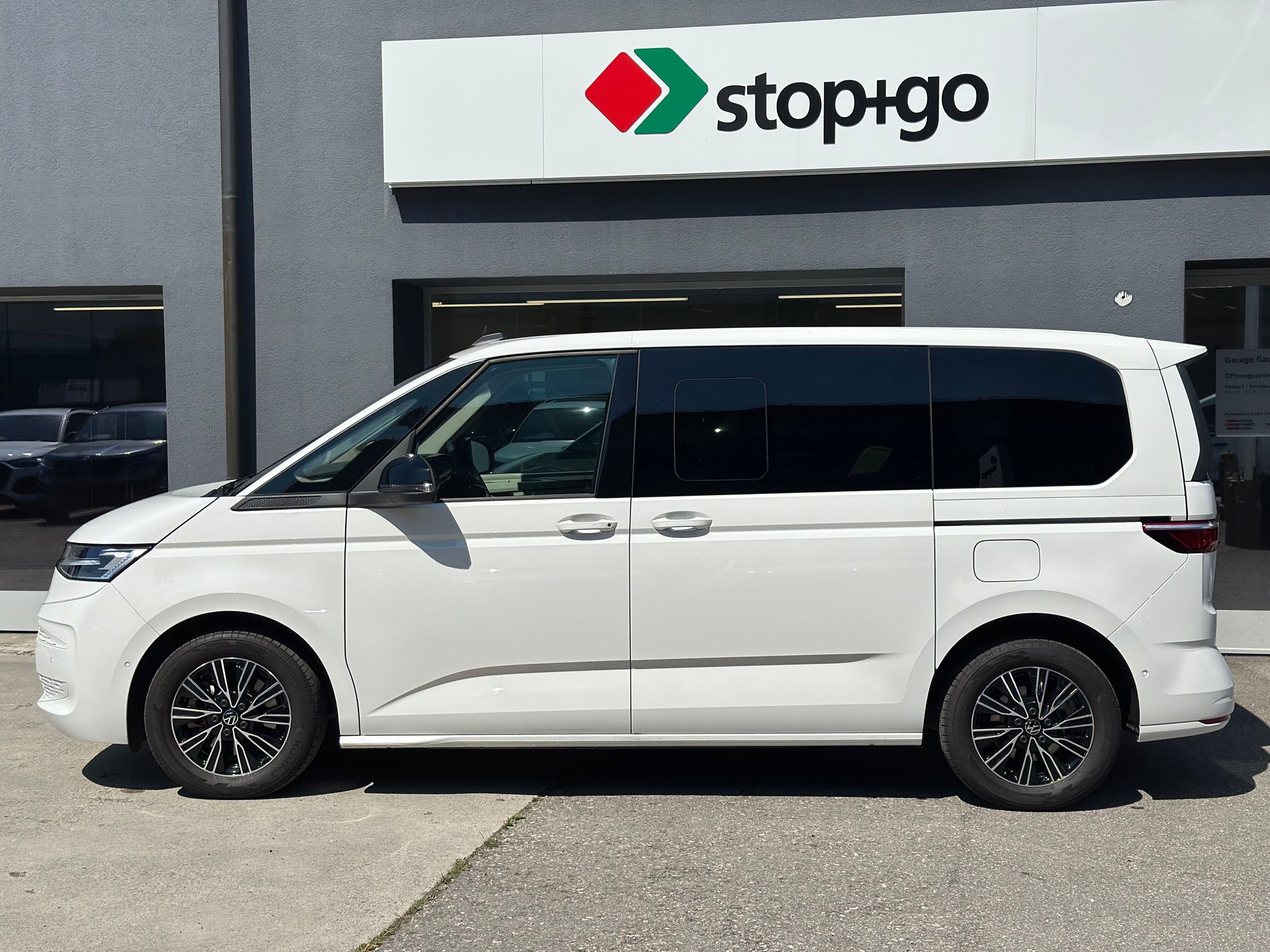VW Multivan 1.5 eHybrid Style 4Motion DSG-image-2