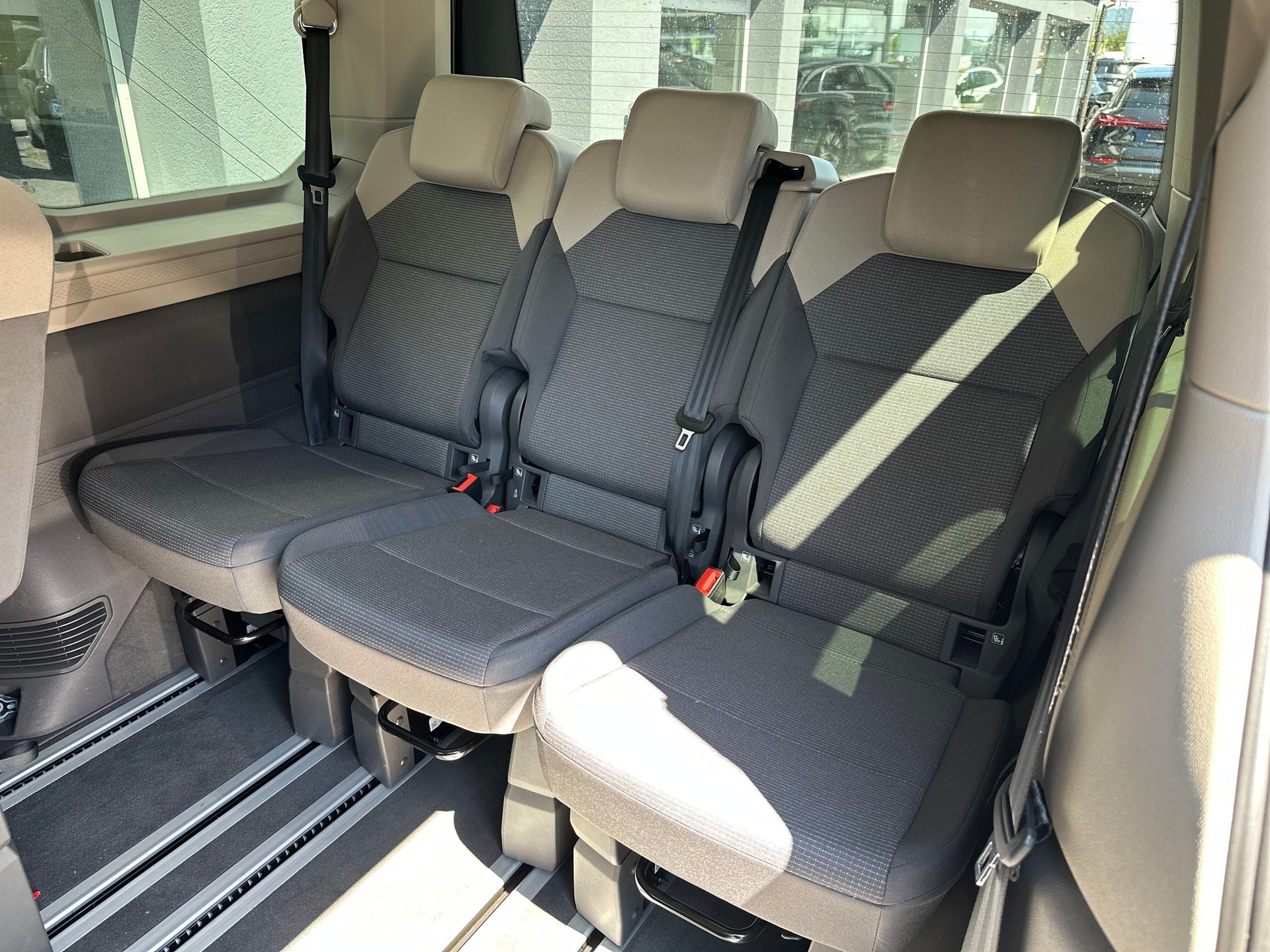 VW Multivan 1.5 eHybrid Style 4Motion DSG-image-8