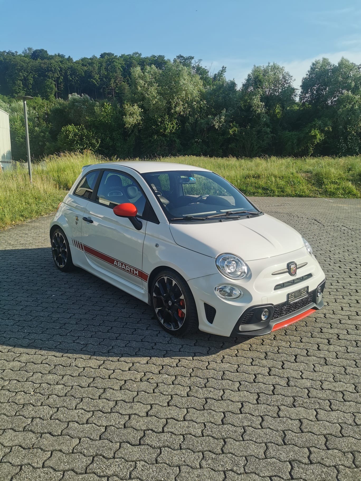 FIAT Abarth 595 1.4 Competizione-image-0