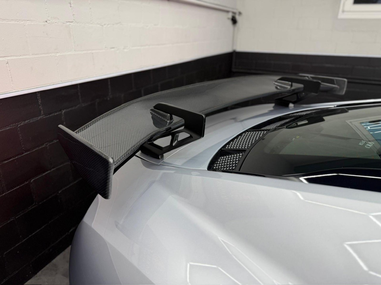 AUDI R8 Coupé RWD S-Tronic | Carbon Heckspoiler-image-15