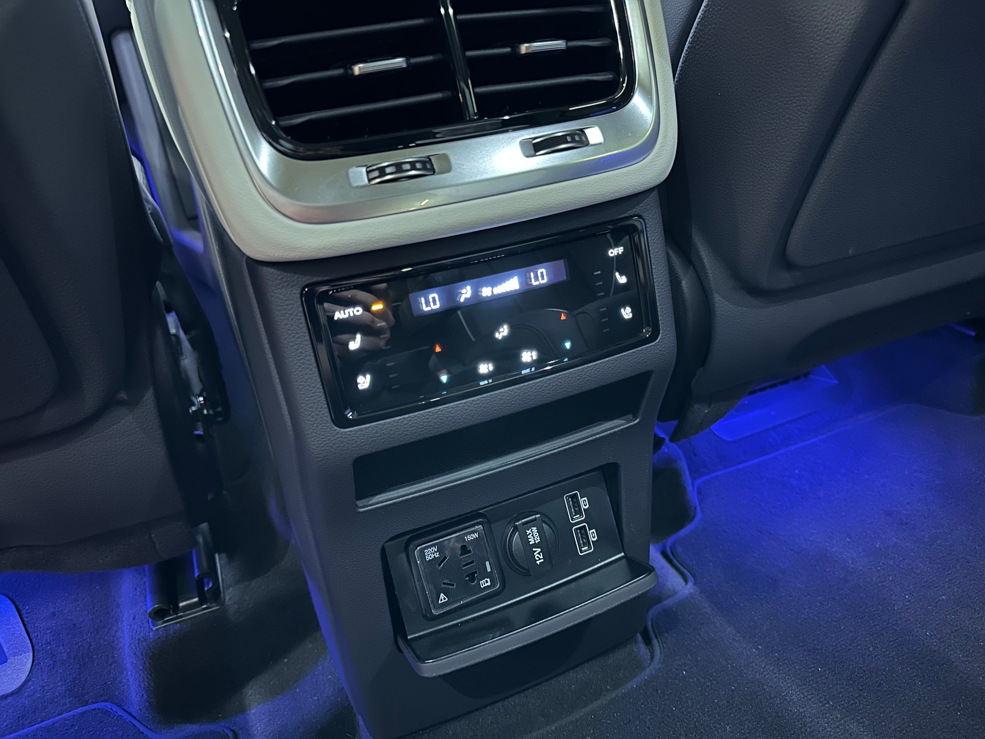 HONGQI E-HS9 Exclusive+ 120kWh-image-18
