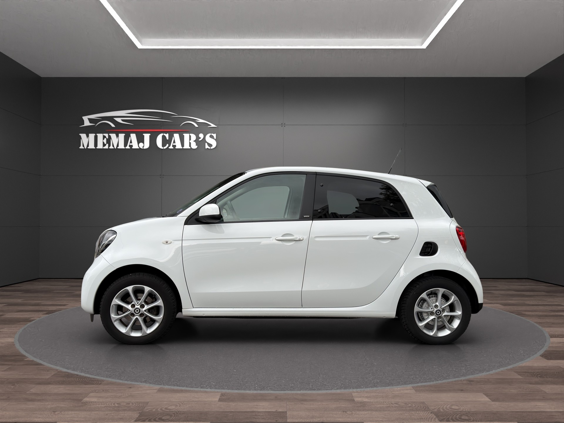 SMART forfour prime Automat 90 PS Panorama Dach-image-4