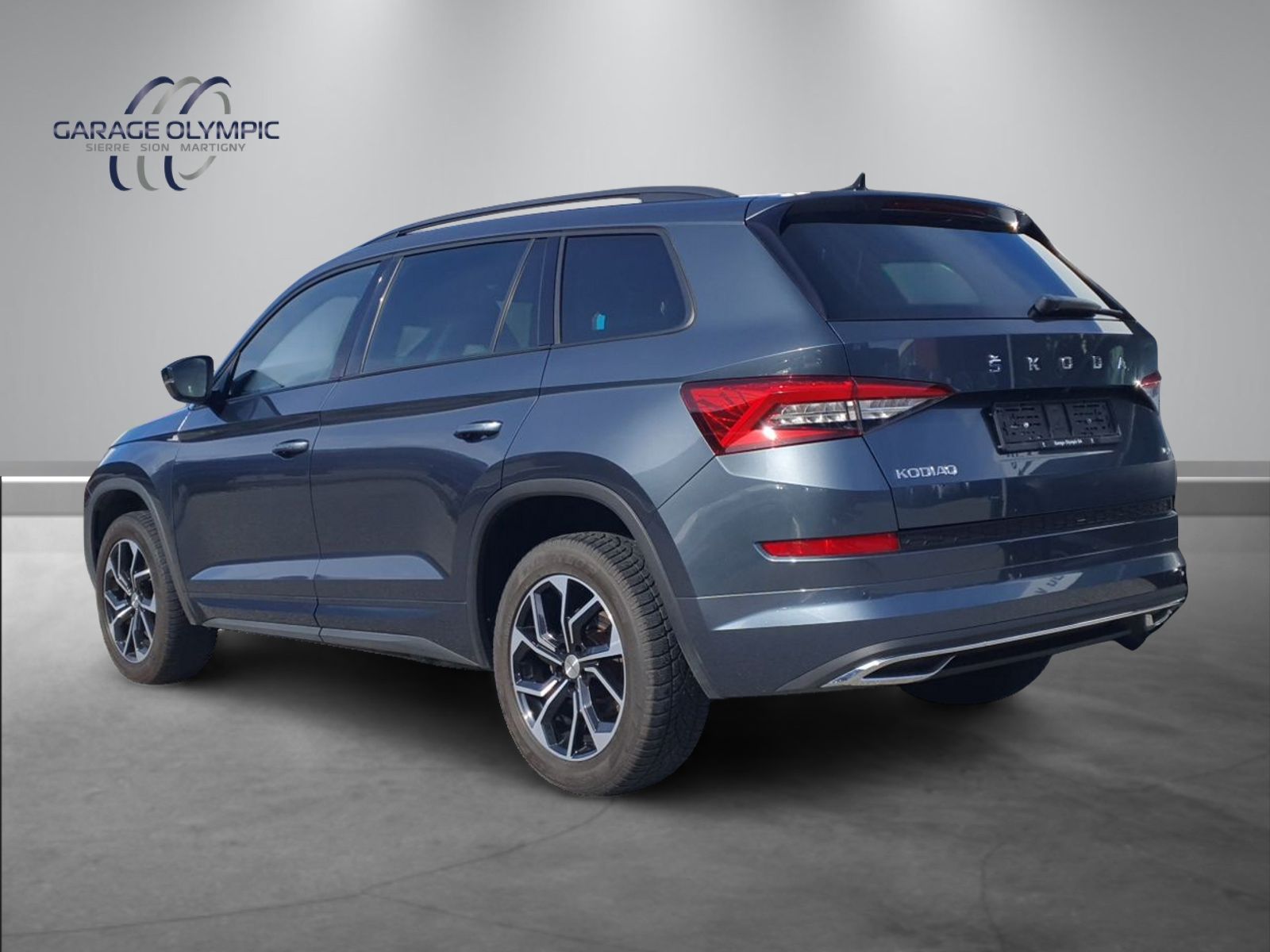 SKODA Kodiaq 2.0 TSI 4x4 Sport Line-image-6