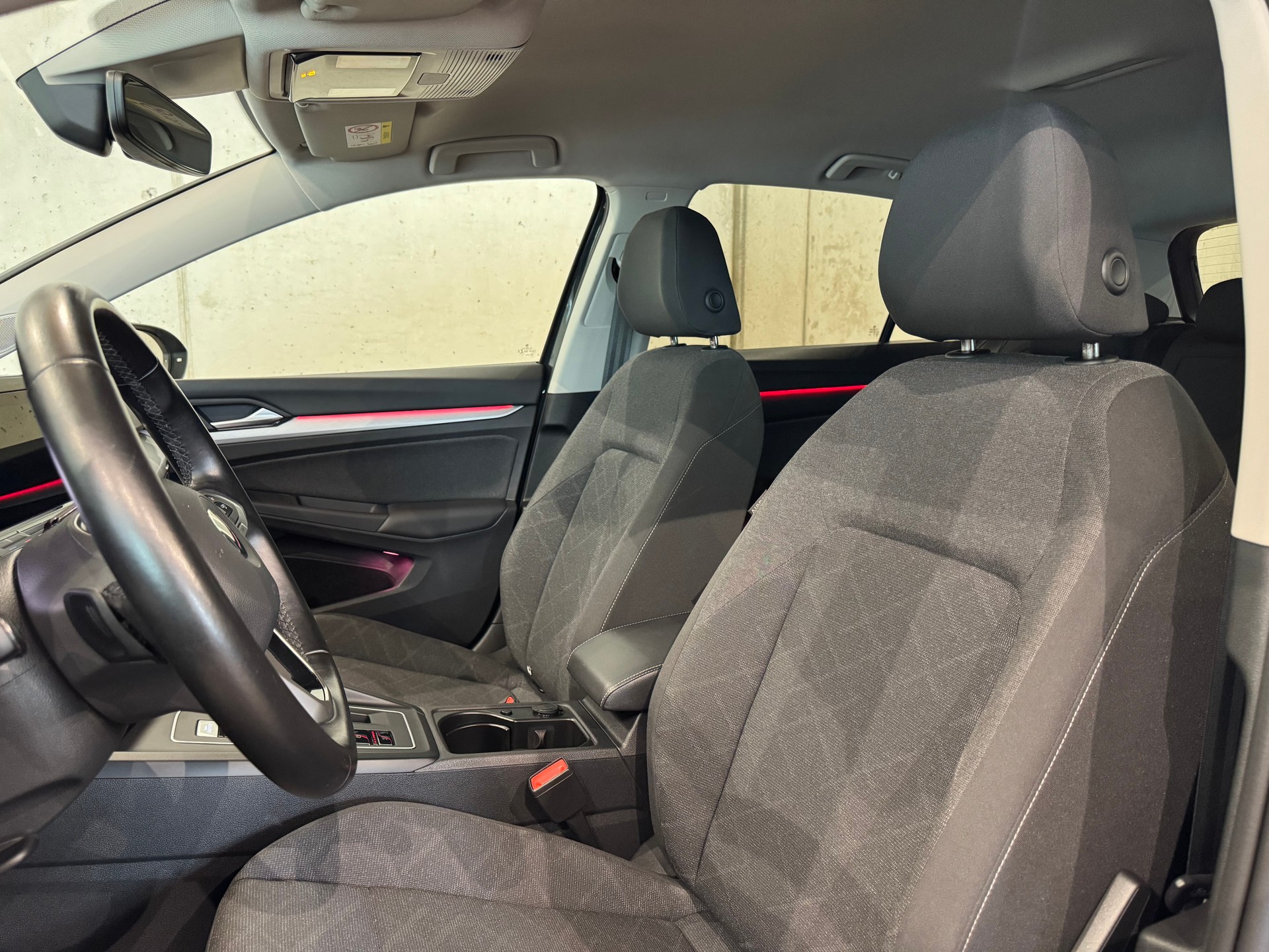 VW Golf 1.0 eTSI mHEV ACTLife DSG || CH-FZG || RÜCKFAHRKAMERA || IQ LED MATRIX || AMBIENTE-image-20