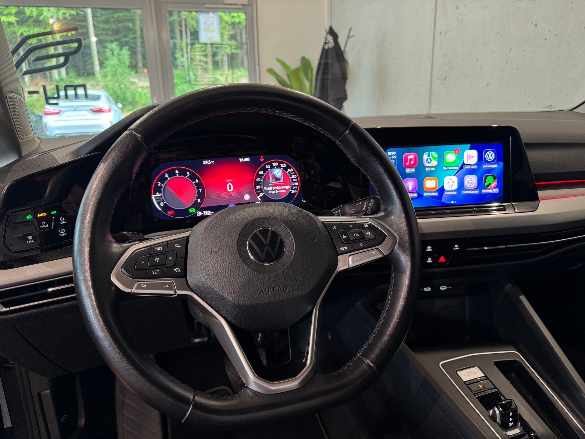 VW Golf 1.0 eTSI mHEV ACTLife DSG || CH-FZG || RÜCKFAHRKAMERA || IQ LED MATRIX || AMBIENTE-image-24