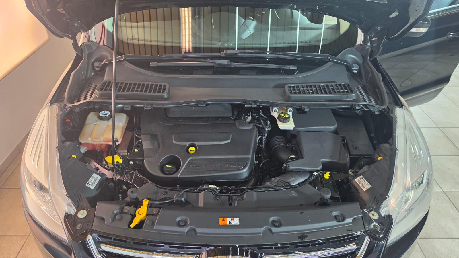 FORD Kuga 2.0 TDCi Titanium 4WD PowerShift, FRISCH AB MFK UND FRISCH AB SERVICE-image-14