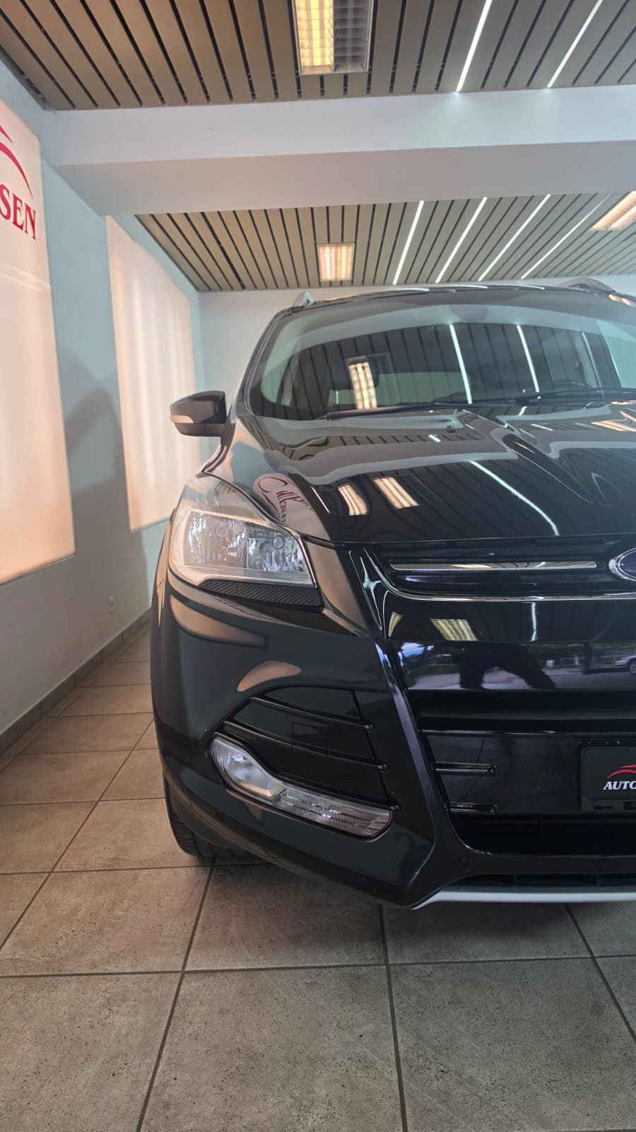 FORD Kuga 2.0 TDCi Titanium 4WD PowerShift, FRISCH AB MFK UND FRISCH AB SERVICE-image-3