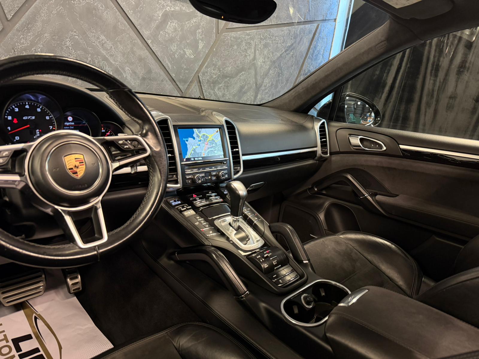 PORSCHE Cayenne GTS-image-9