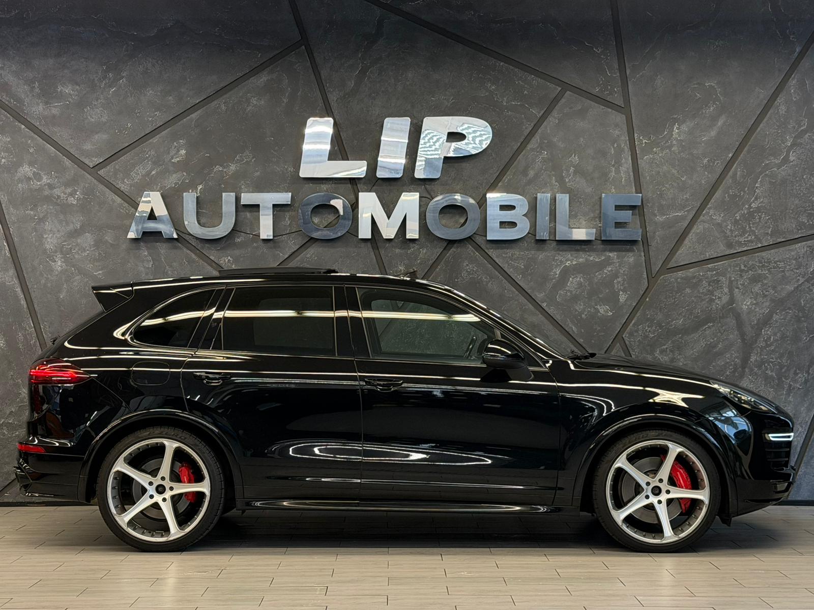 PORSCHE Cayenne GTS-image-3