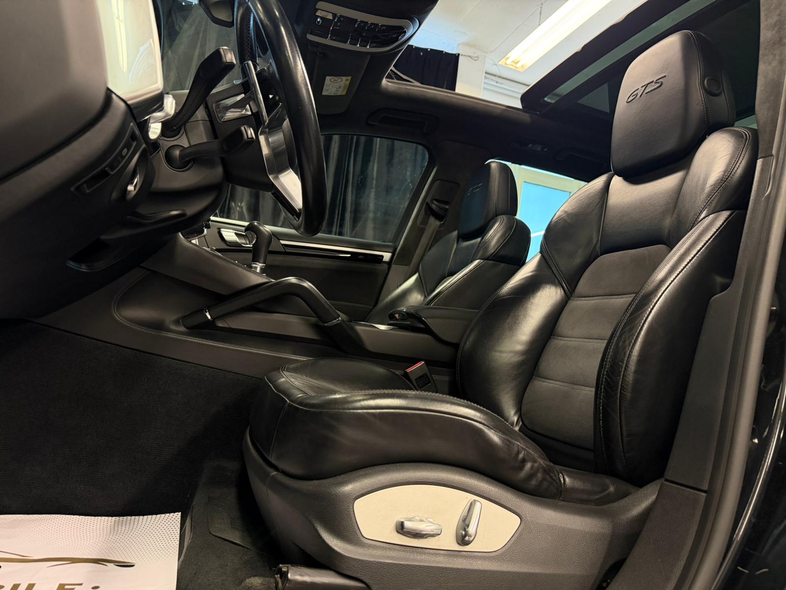 PORSCHE Cayenne GTS-image-11