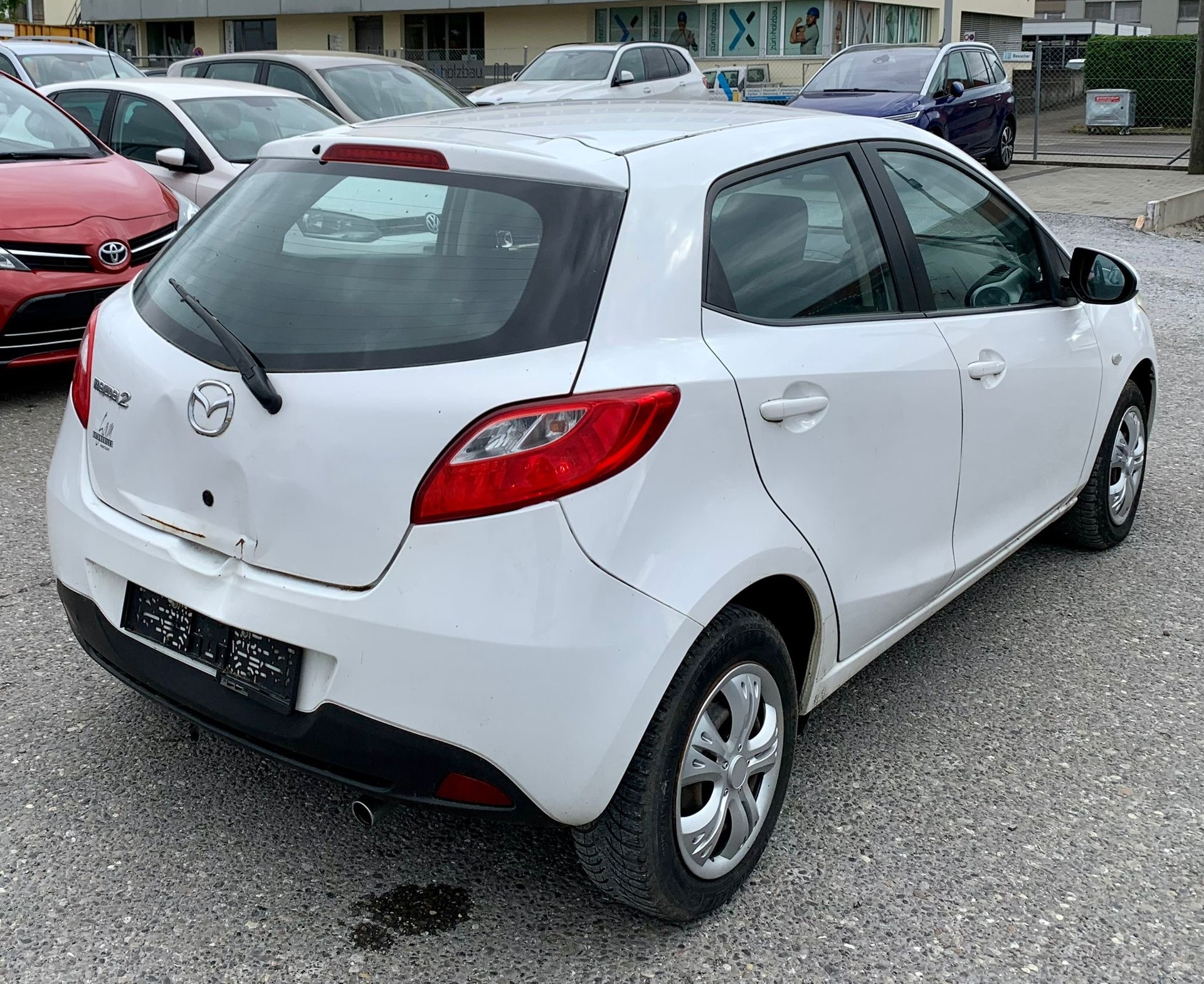 MAZDA 2 1.3i 16V Exclusive (Klima * Multimedia * Multilenkrad * BO4 ** KUPPLUNG MUSS ERSETZEN)-image-5