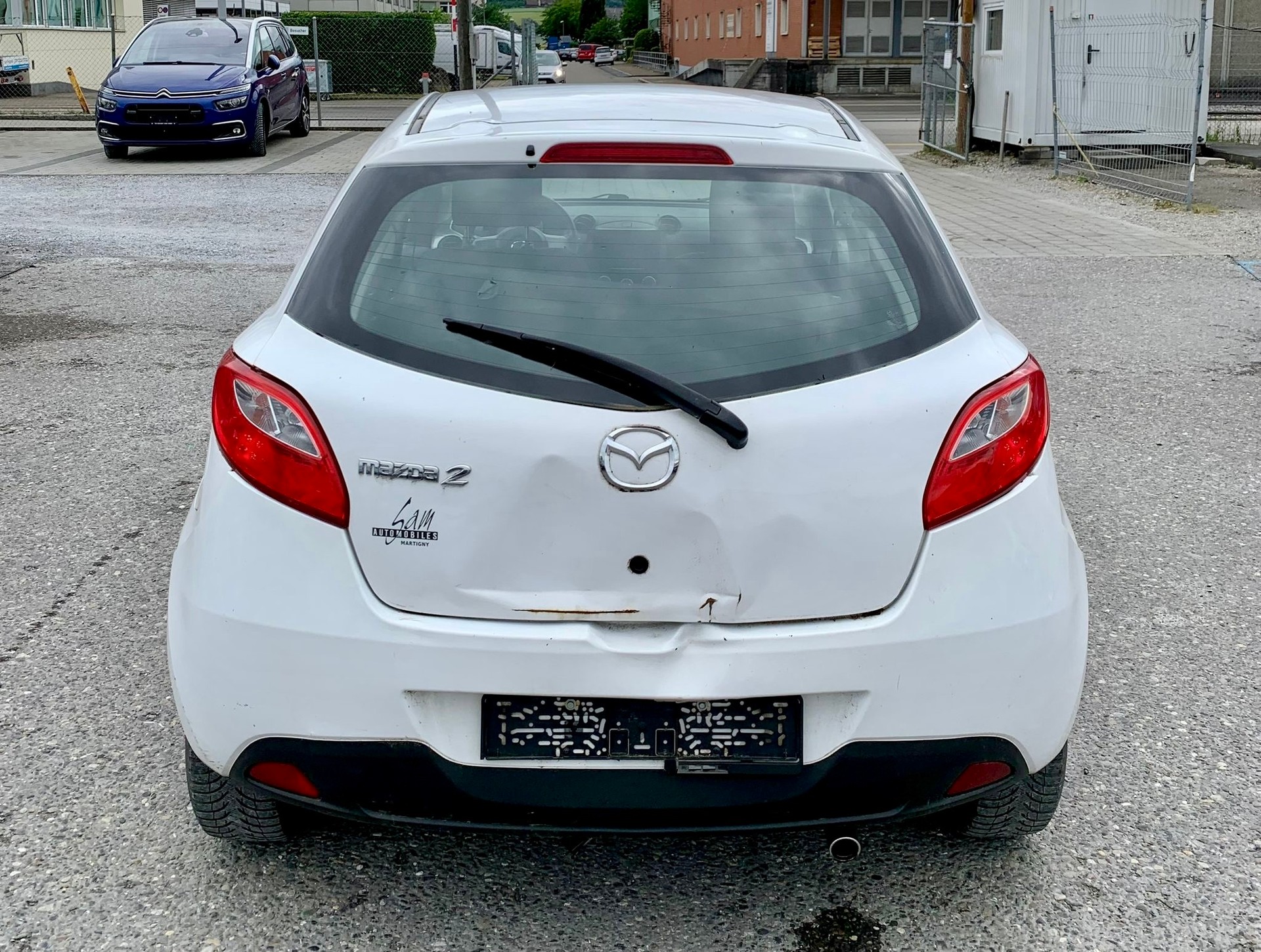 MAZDA 2 1.3i 16V Exclusive (Klima * Multimedia * Multilenkrad * BO4 ** KUPPLUNG MUSS ERSETZEN)-image-6