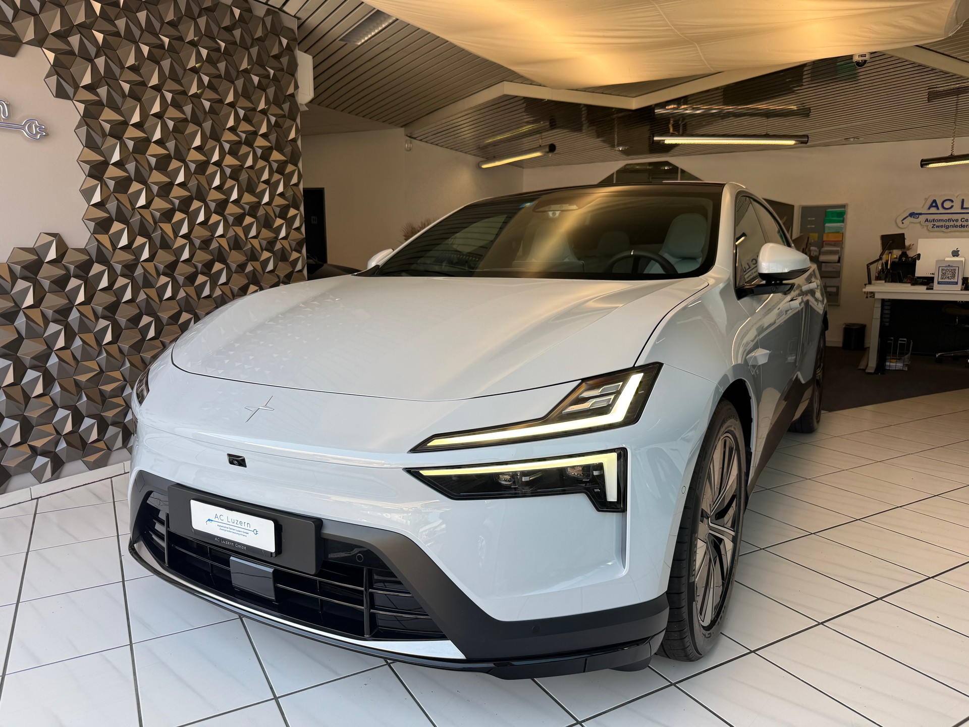 POLESTAR Polestar 4 Long Range Single 100kWh Plus