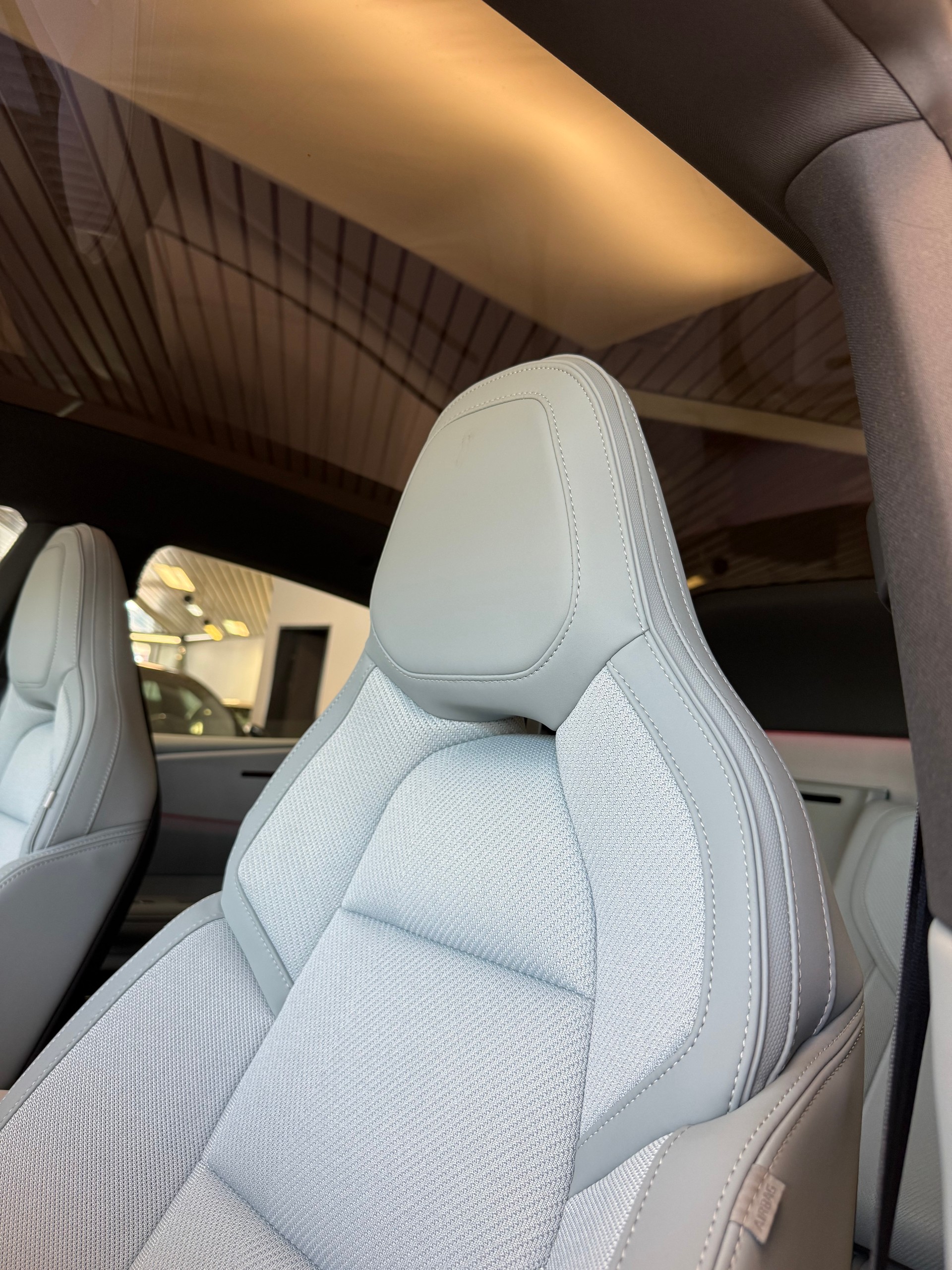 POLESTAR Polestar 4 Long Range Single 100kWh Plus-image-8