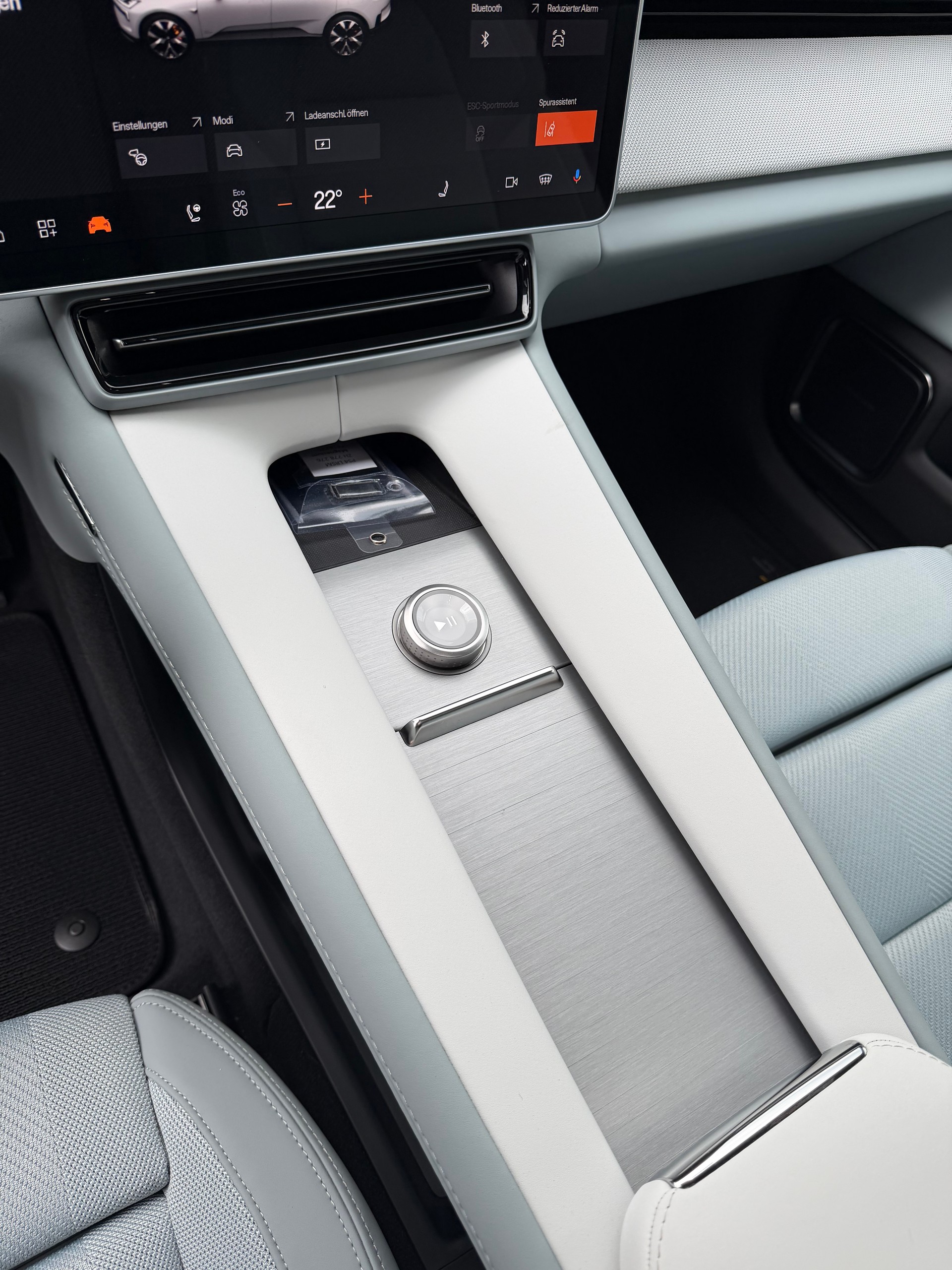 POLESTAR Polestar 4 Long Range Single 100kWh Plus-image-6