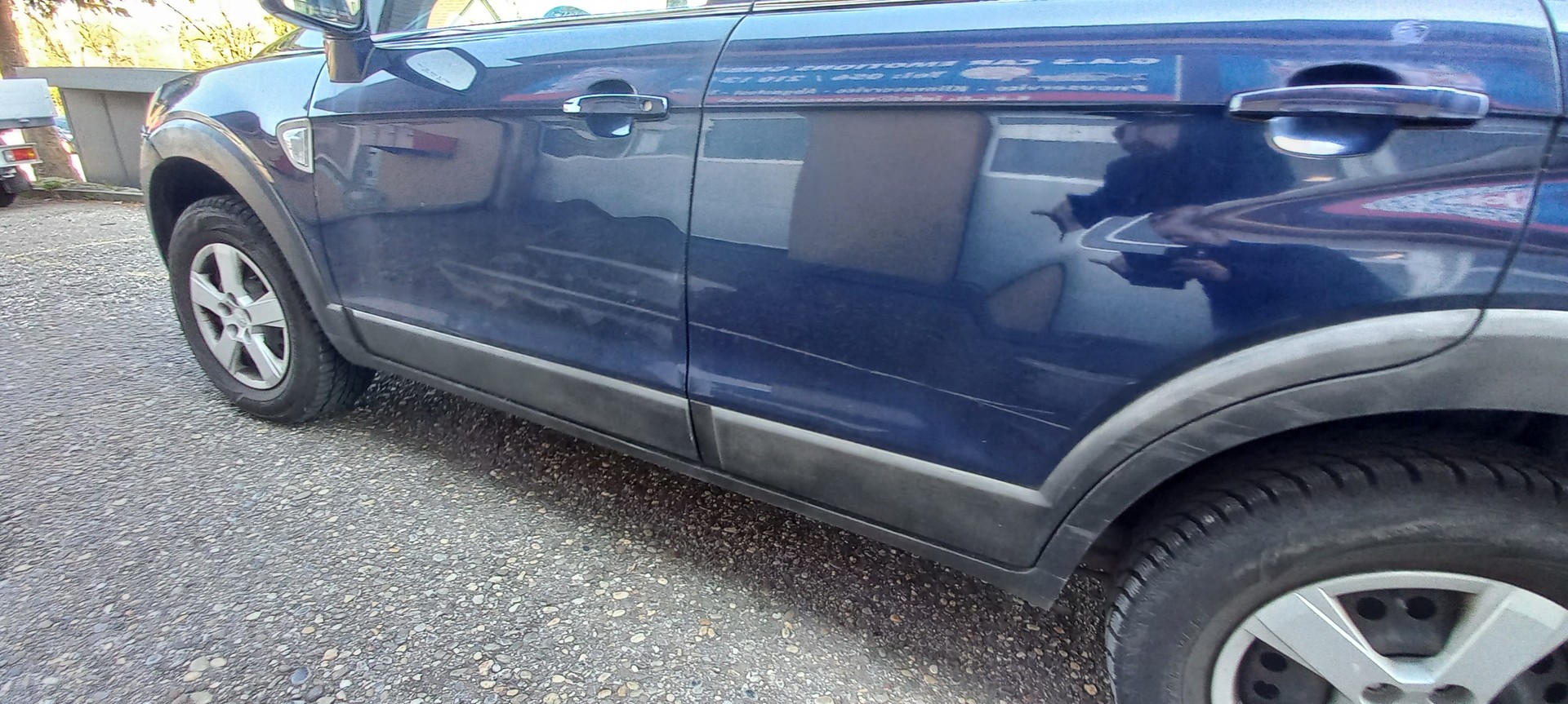 CHEVROLET Captiva 2.0 VCDi LS 4WD-image-3
