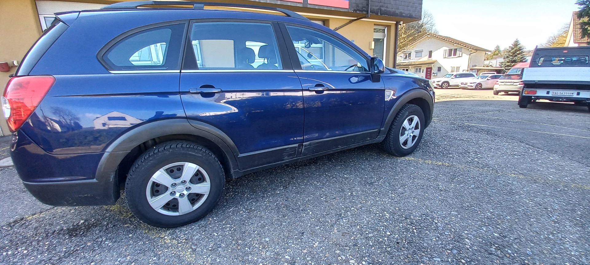 CHEVROLET Captiva 2.0 VCDi LS 4WD-image-5