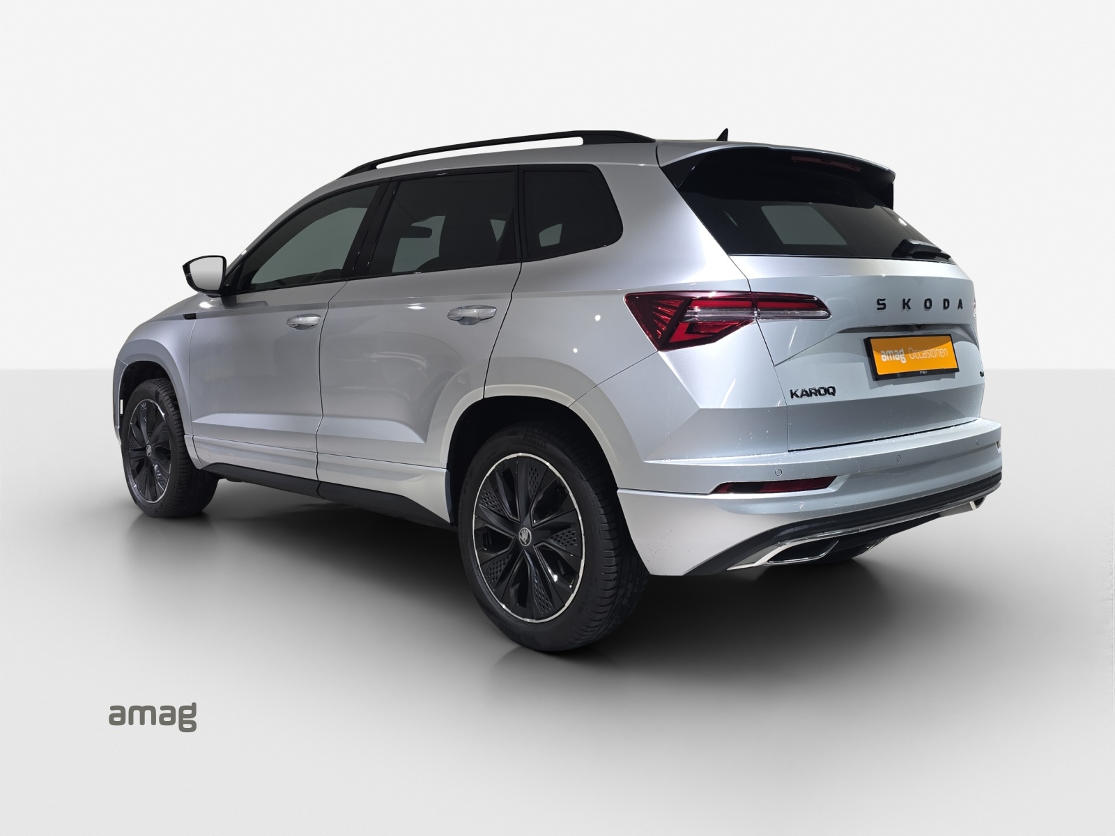 SKODA Karoq 2.0 TSI SportLine 4x4 DSG-image-2