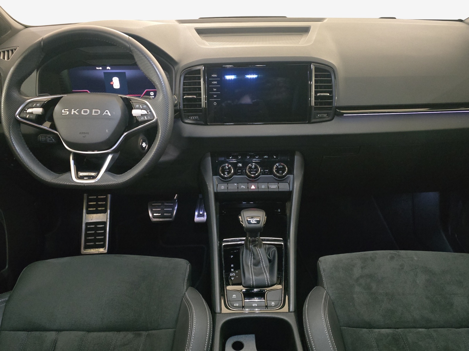 SKODA Karoq 2.0 TSI SportLine 4x4 DSG-image-8
