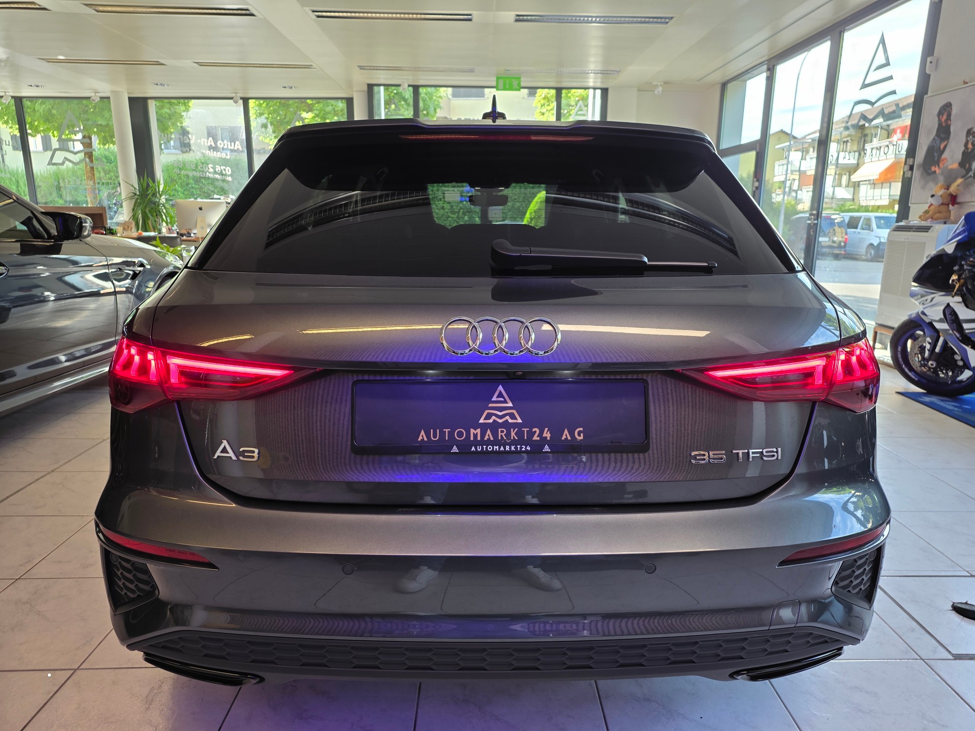 AUDI A3 Sportback 1.5 35 TFSI S Line (Innen & aussen) S-Tronic-image-14