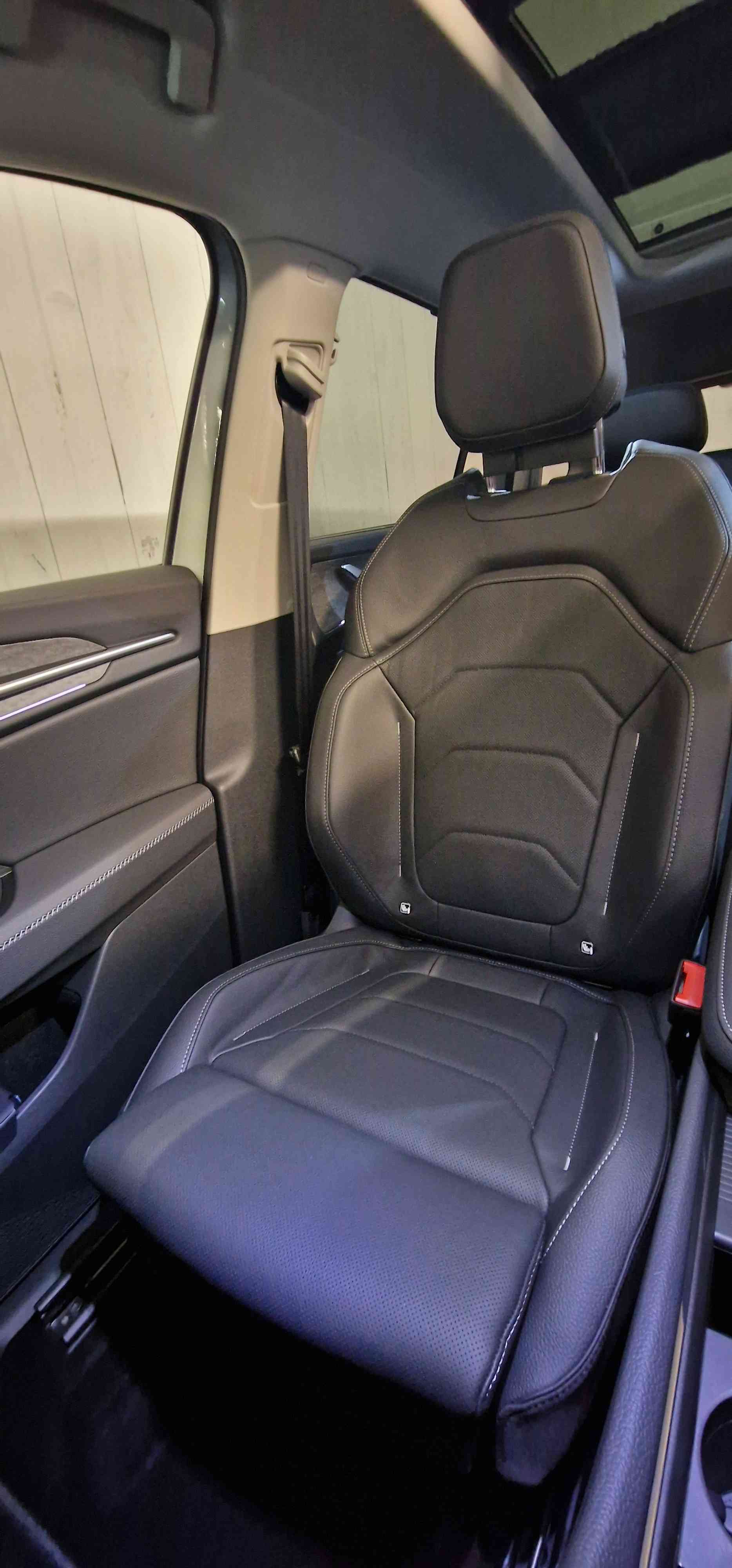 SKODA Kodiaq 2.0 TSI Selection 4x4-image-14