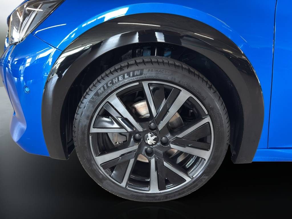 PEUGEOT 208 1.2 PureTech GT Pack EAT8 //Sièges AV Chauffants/Visio Park 1/Navigation 3D/DAB+-image-15