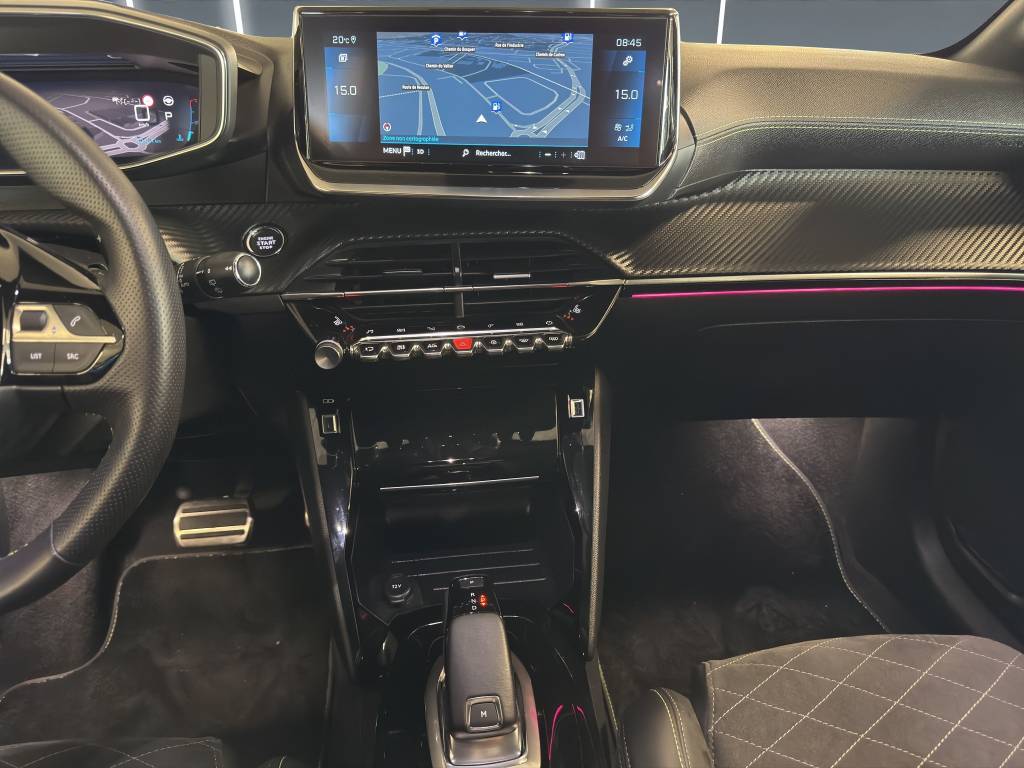 PEUGEOT 208 1.2 PureTech GT Pack EAT8 //Sièges AV Chauffants/Visio Park 1/Navigation 3D/DAB+-image-6