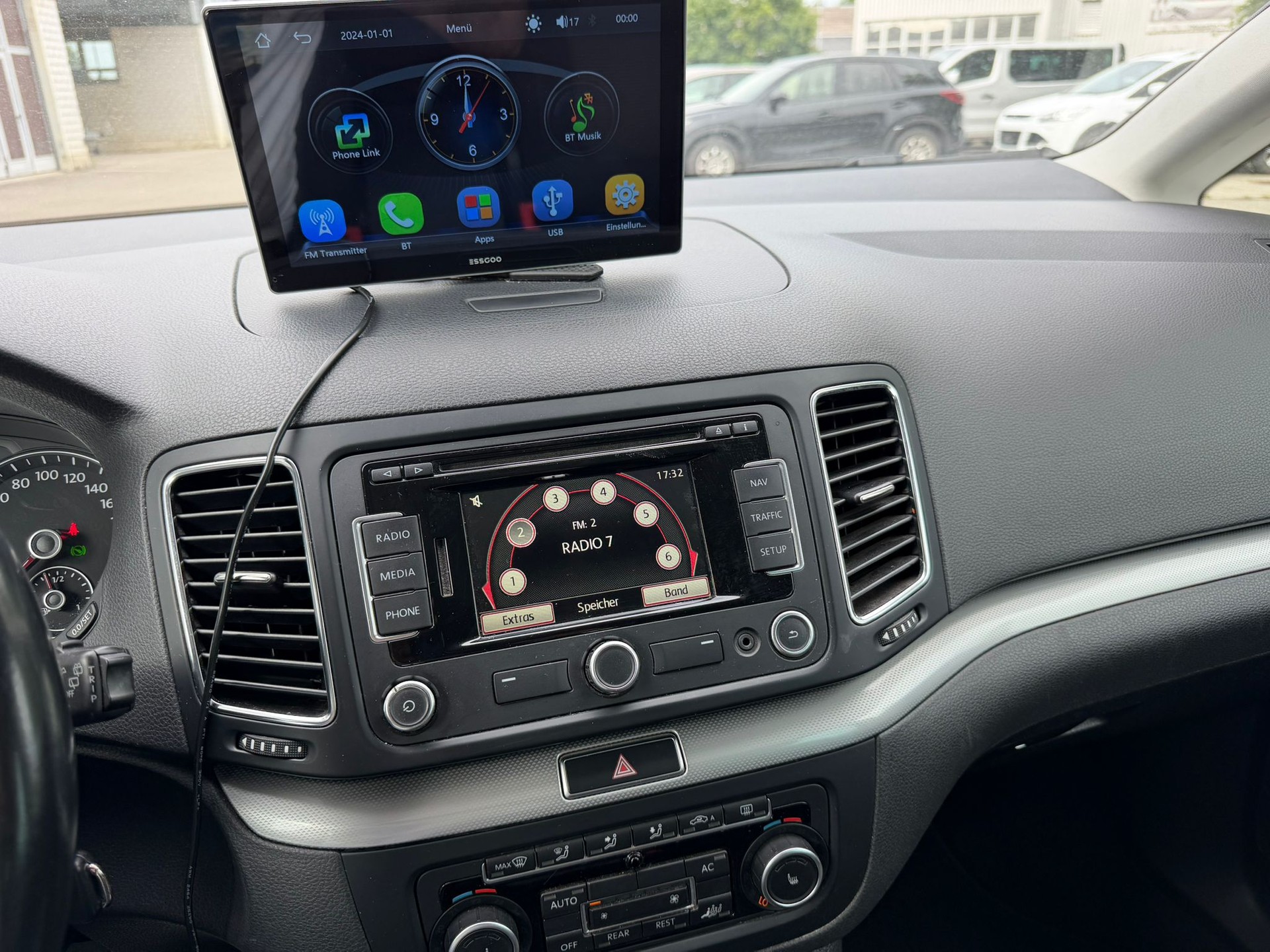 VW Sharan 1.4 TSI BMT Comfortline DSG-image-10