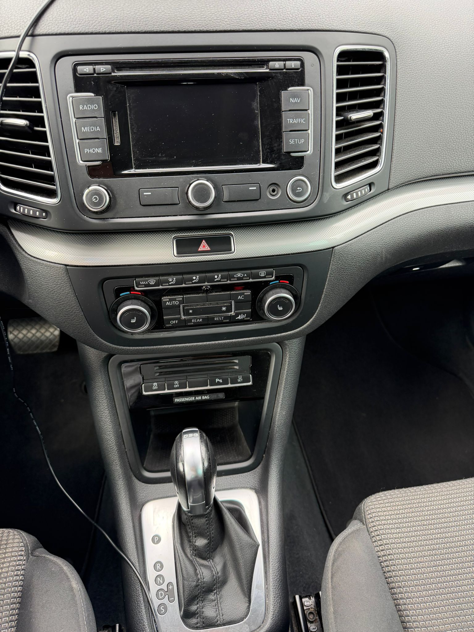 VW Sharan 1.4 TSI BMT Comfortline DSG-image-9