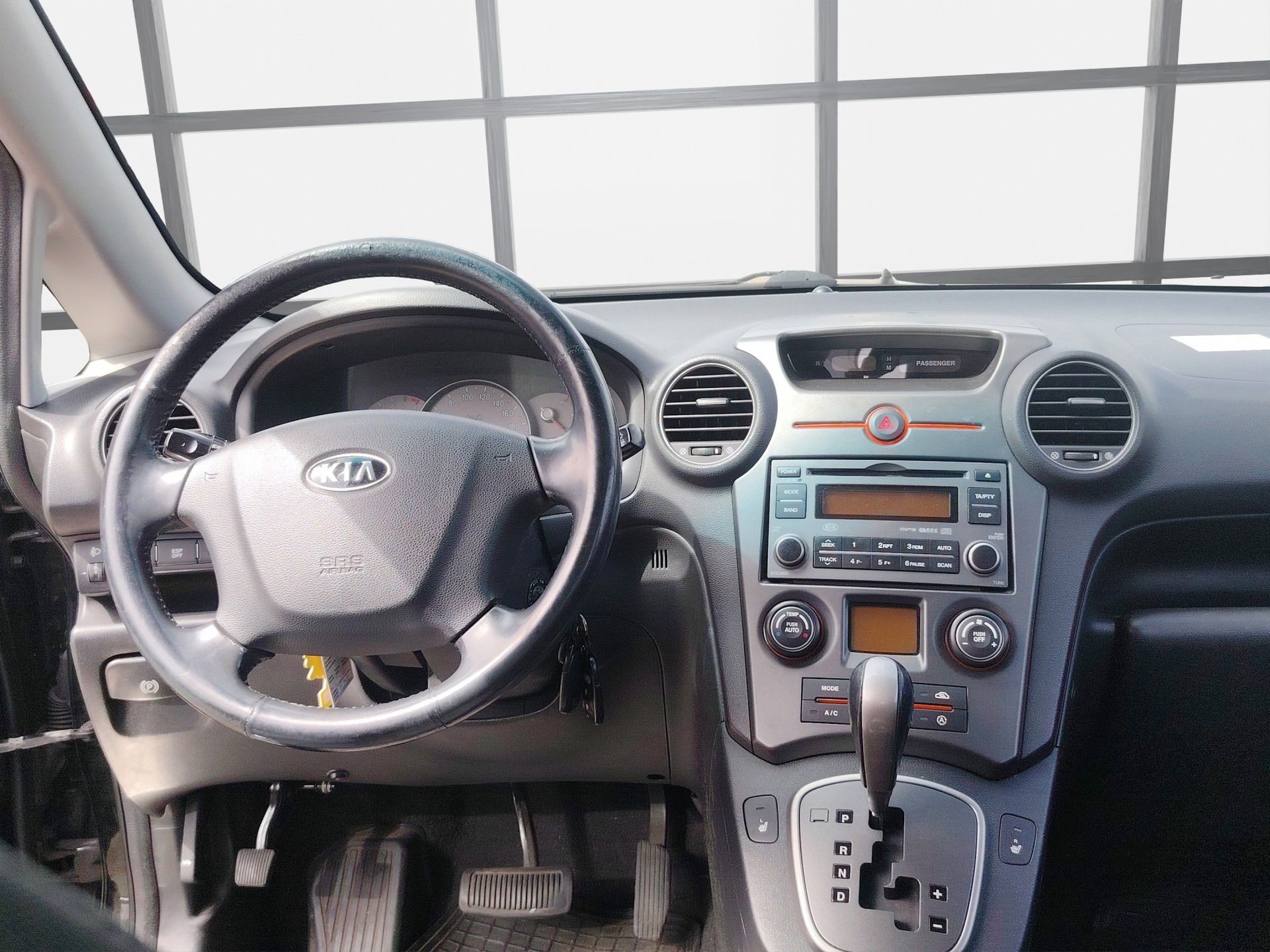 KIA Carens 2.0 CVVT Trend-image-9
