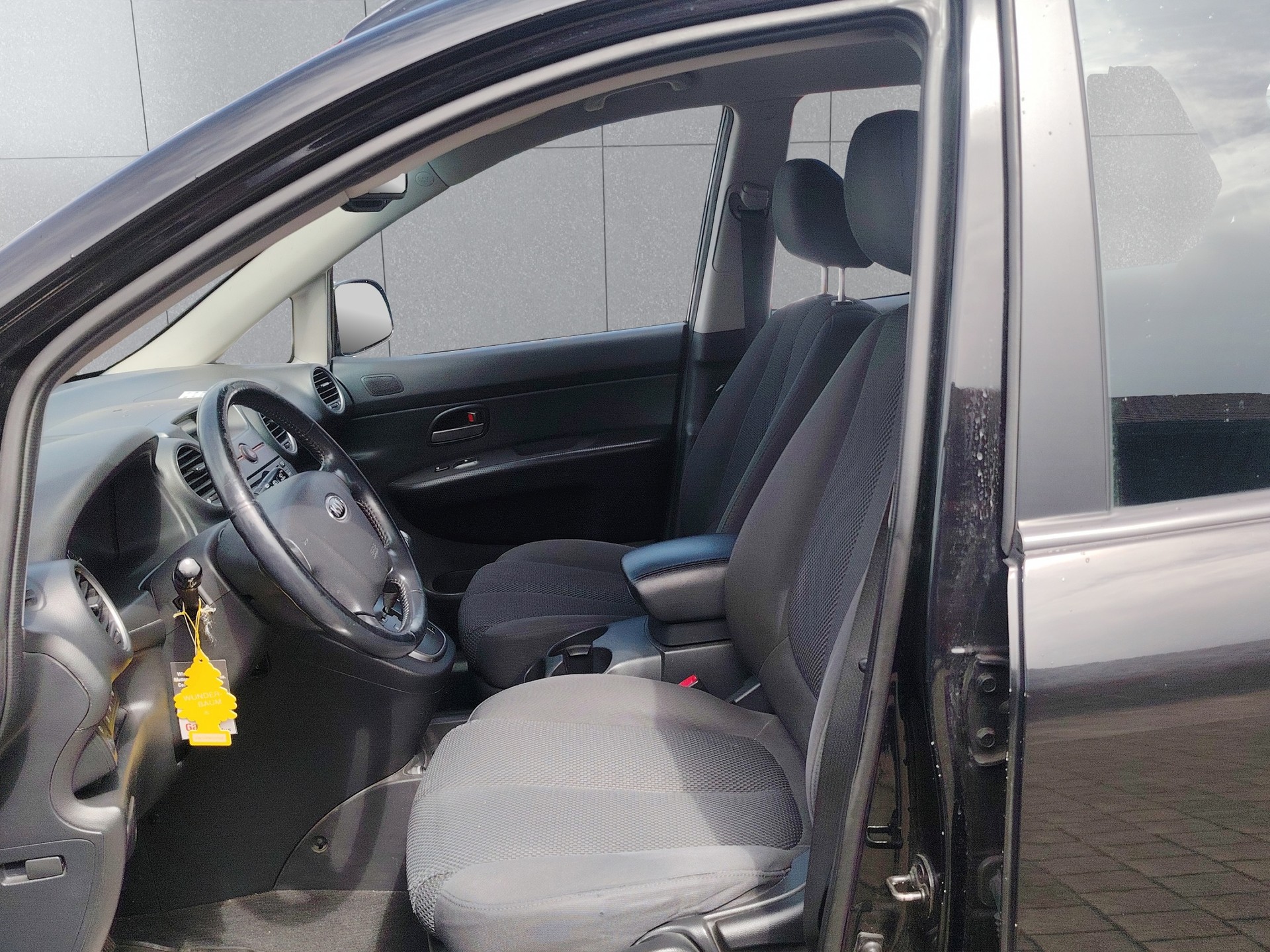 KIA Carens 2.0 CVVT Trend-image-8