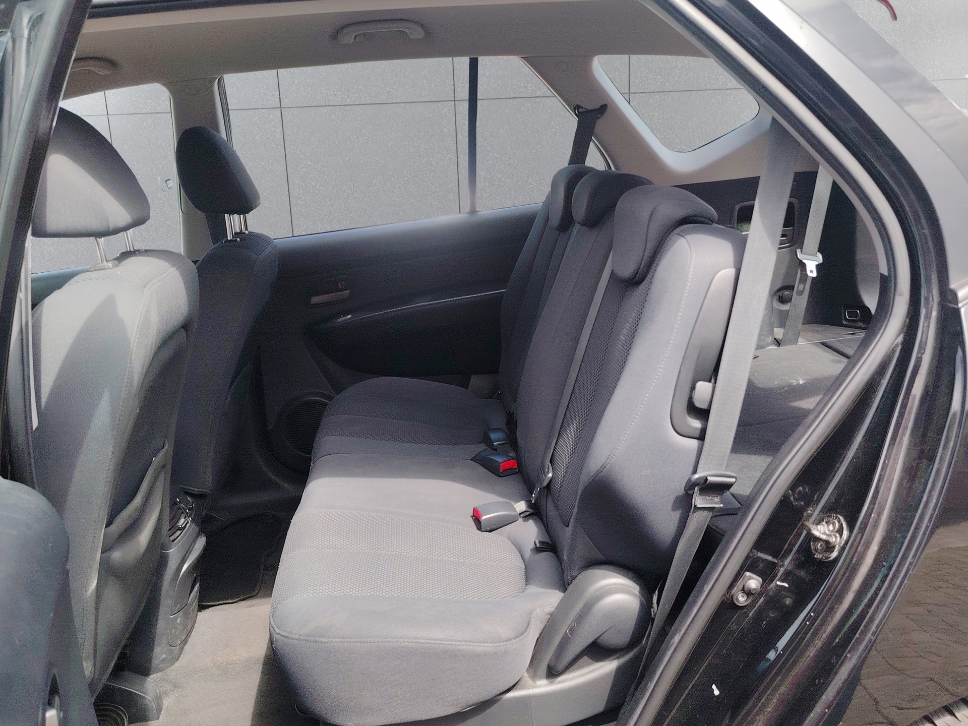 KIA Carens 2.0 CVVT Trend-image-11