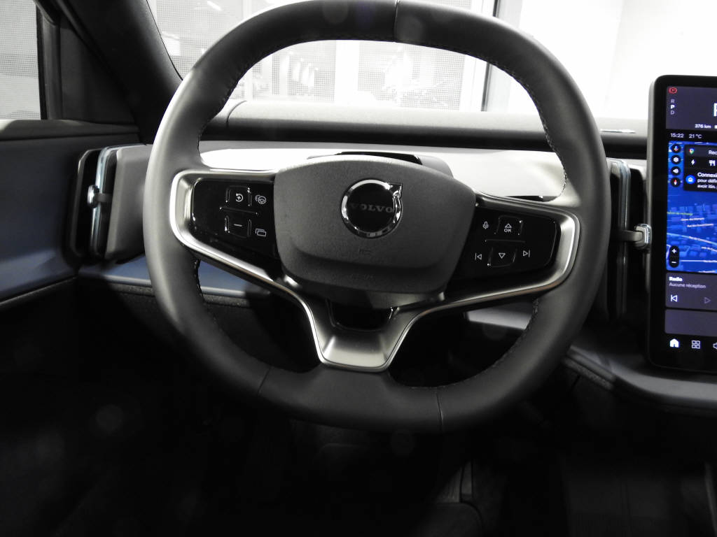 VOLVO EX 30 E60 Twin Ultra Performance AWD-image-5