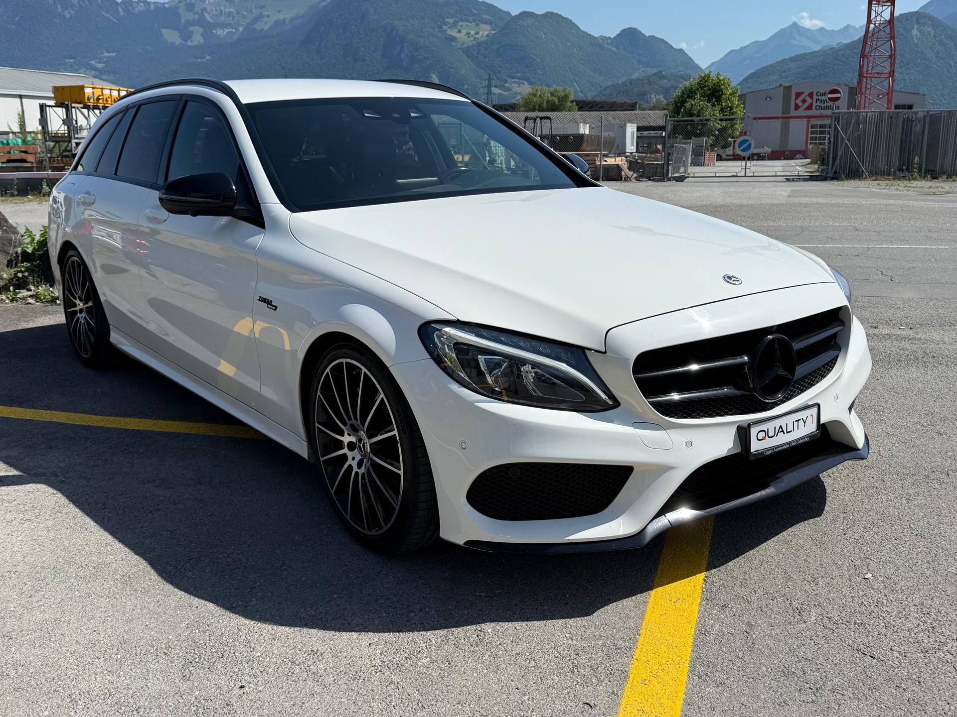 MERCEDES-BENZ C 200 AMG Line 7G-Tronic-image-0