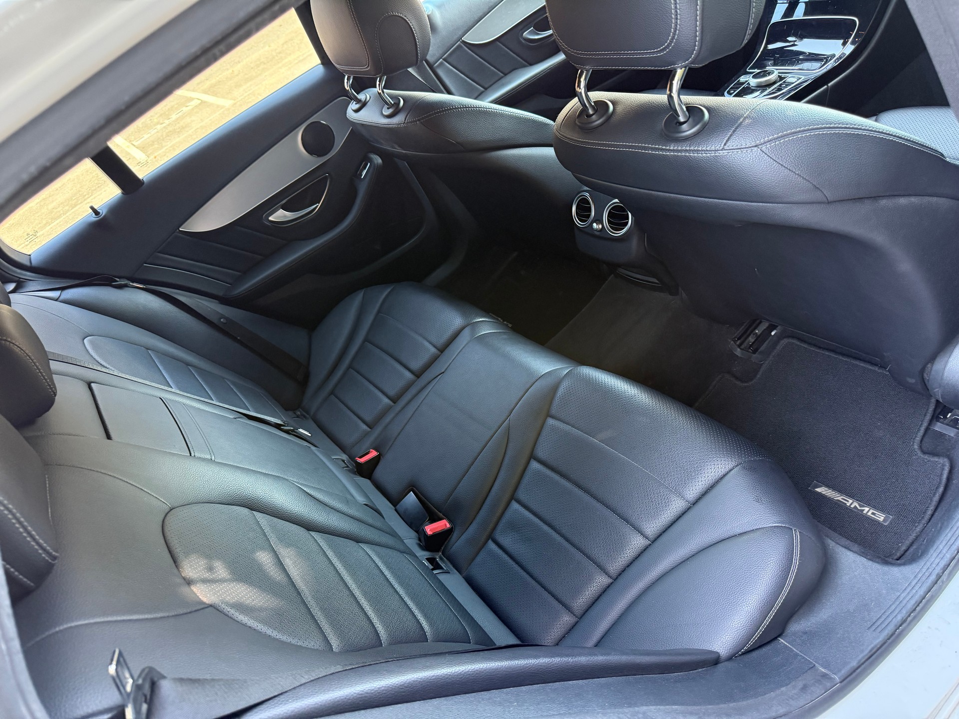 MERCEDES-BENZ C 200 AMG Line 7G-Tronic-image-9