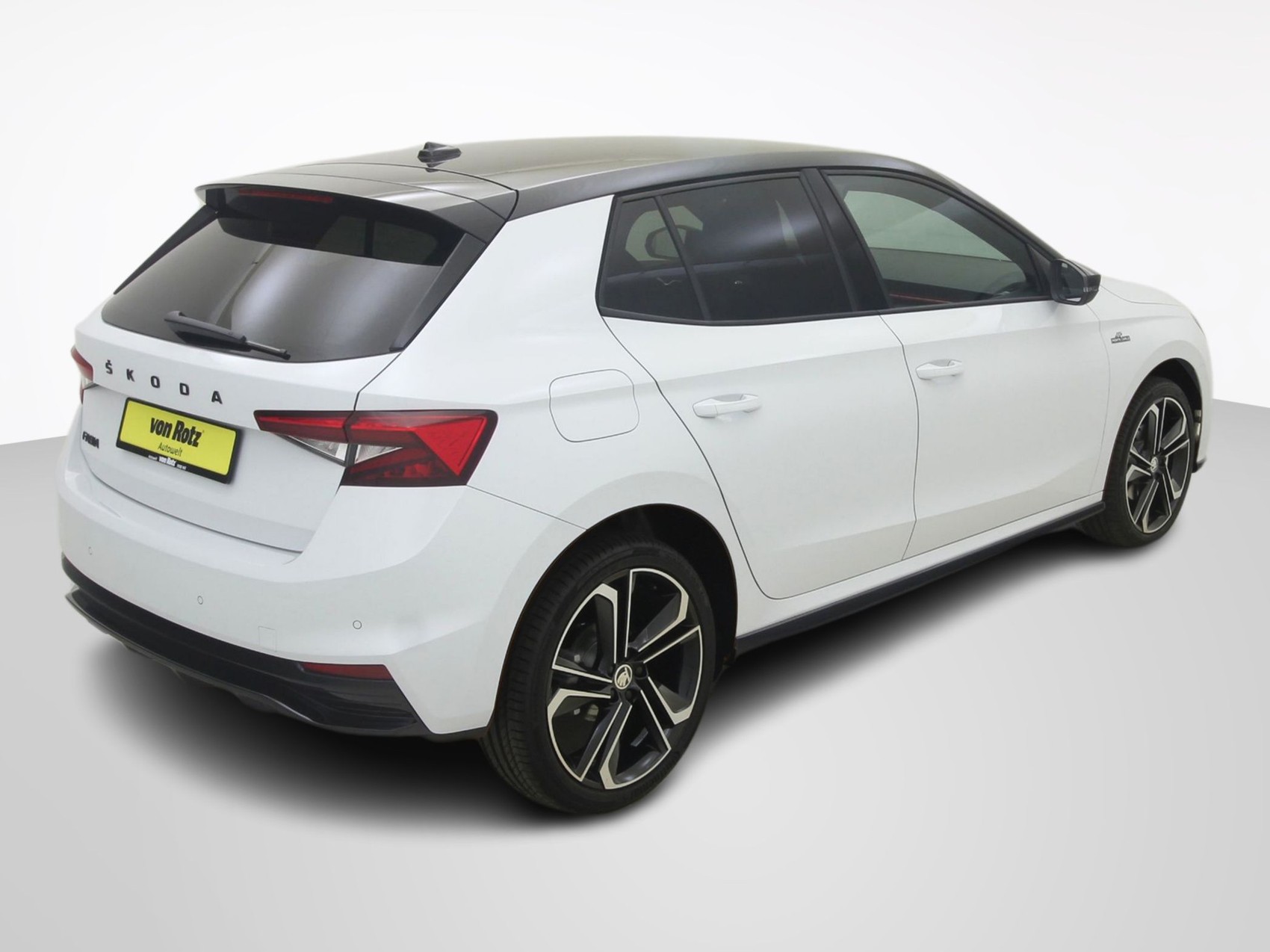 SKODA Fabia 1.5 TSI Monte Carlo DSG-image-4