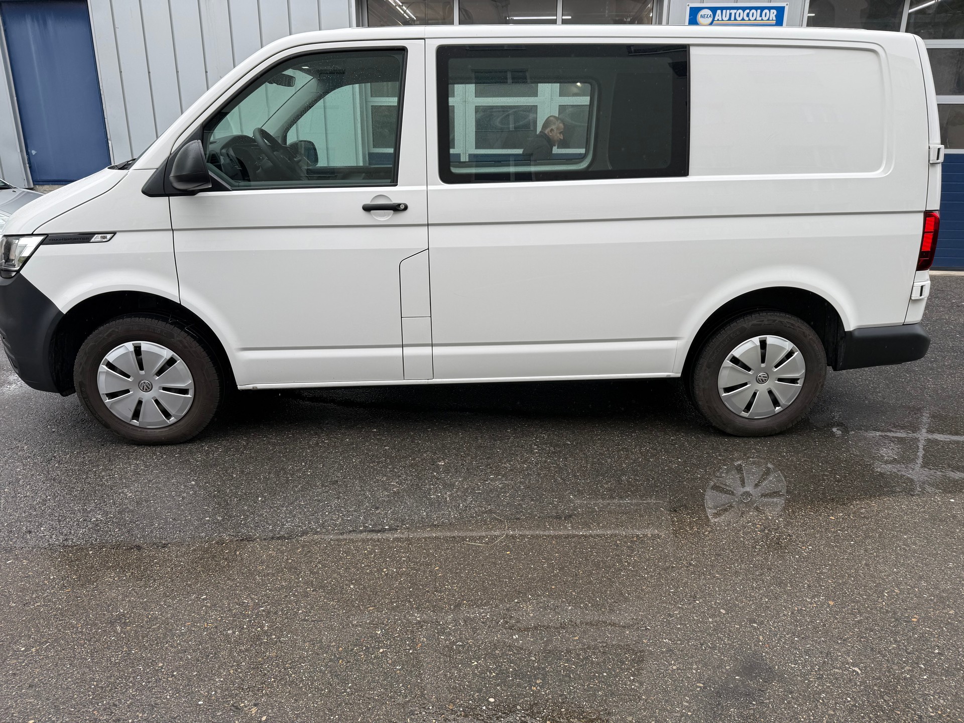 VW T6.1 2.0 TDI Entry-image-3