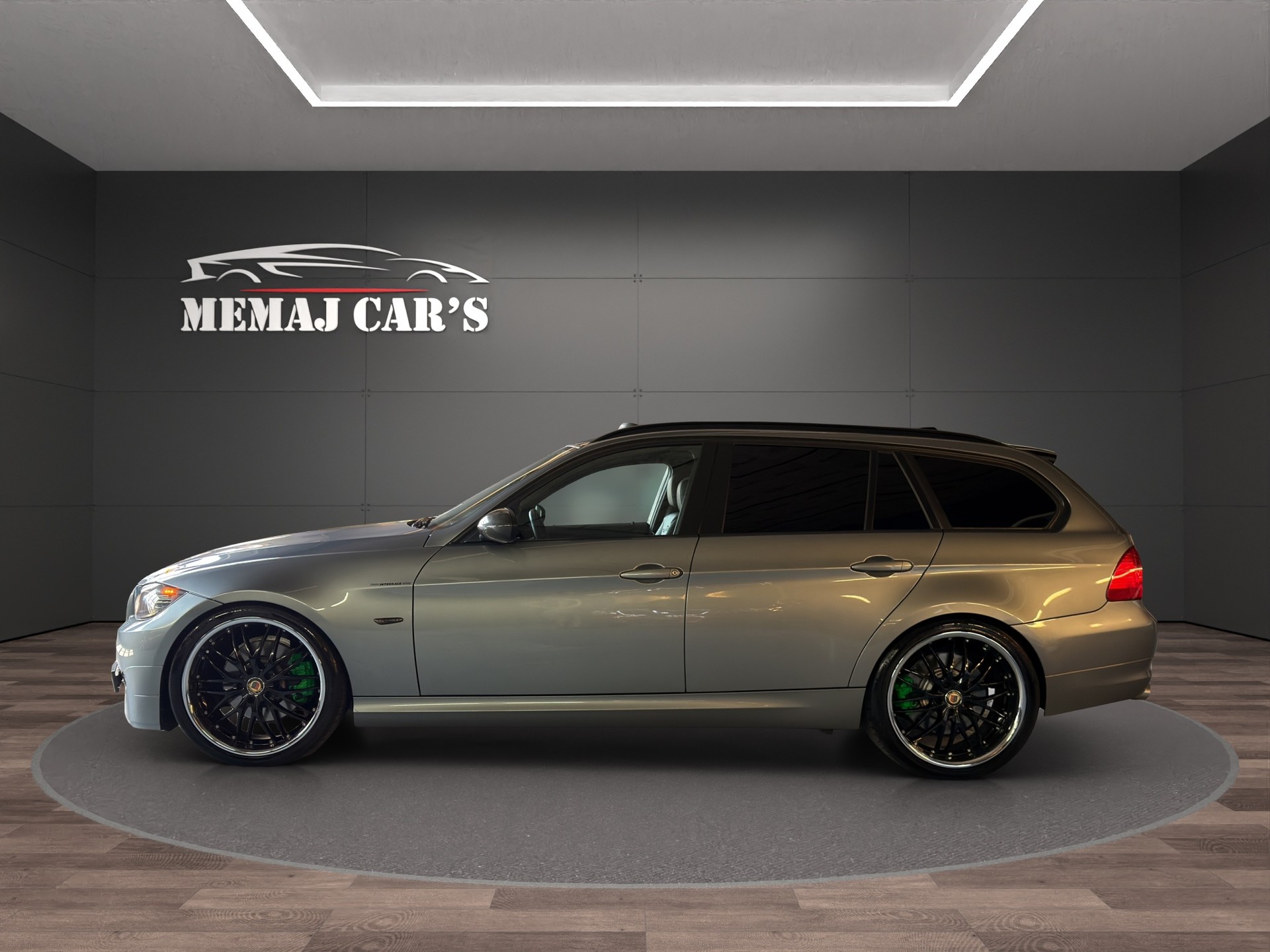 BMW-ALPINA D3 BiTurbo NR.358 Touring 2.0d Panorama Dach-image-3