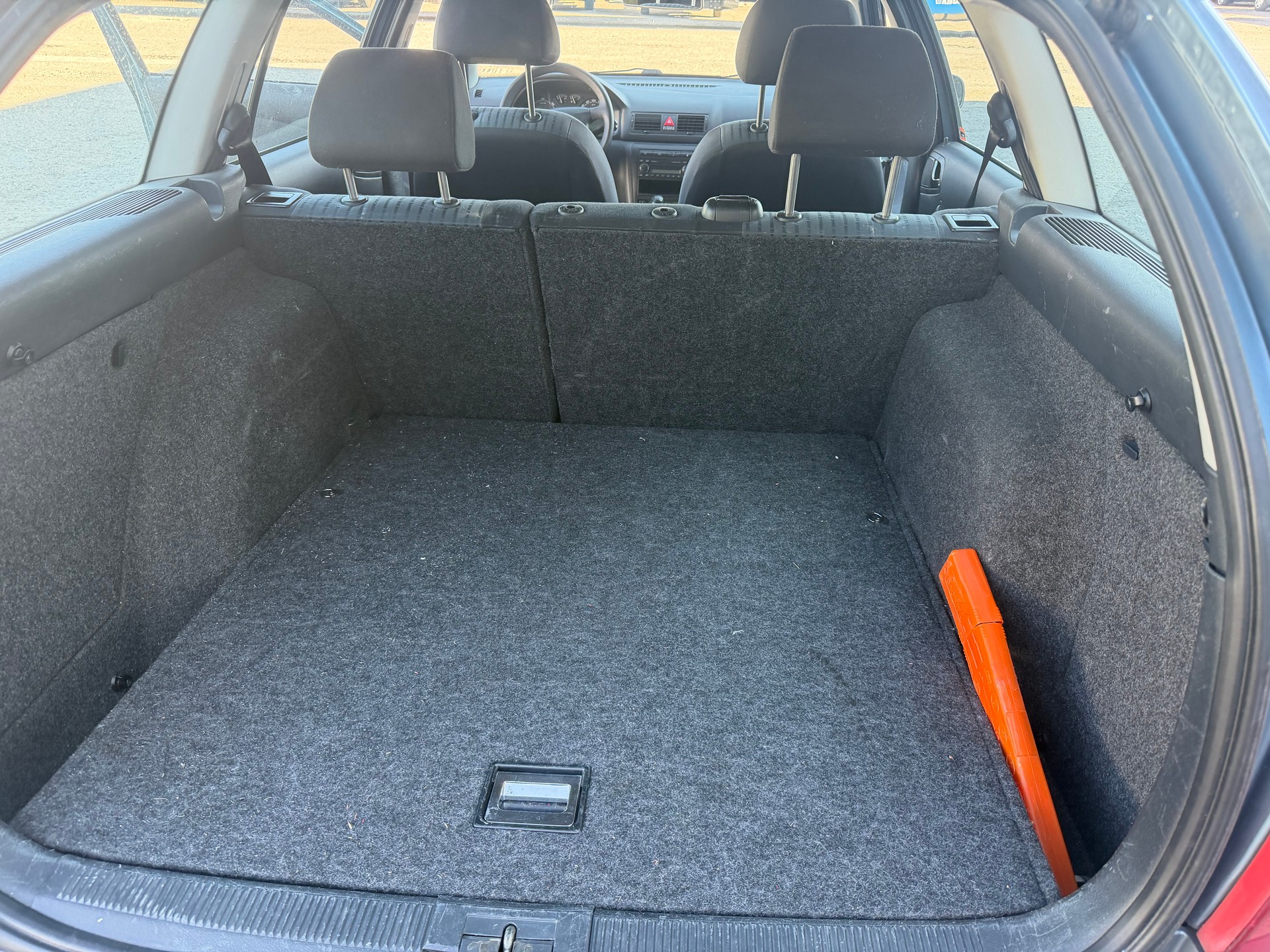 SKODA Octavia 1.9 TDI Tour-image-10